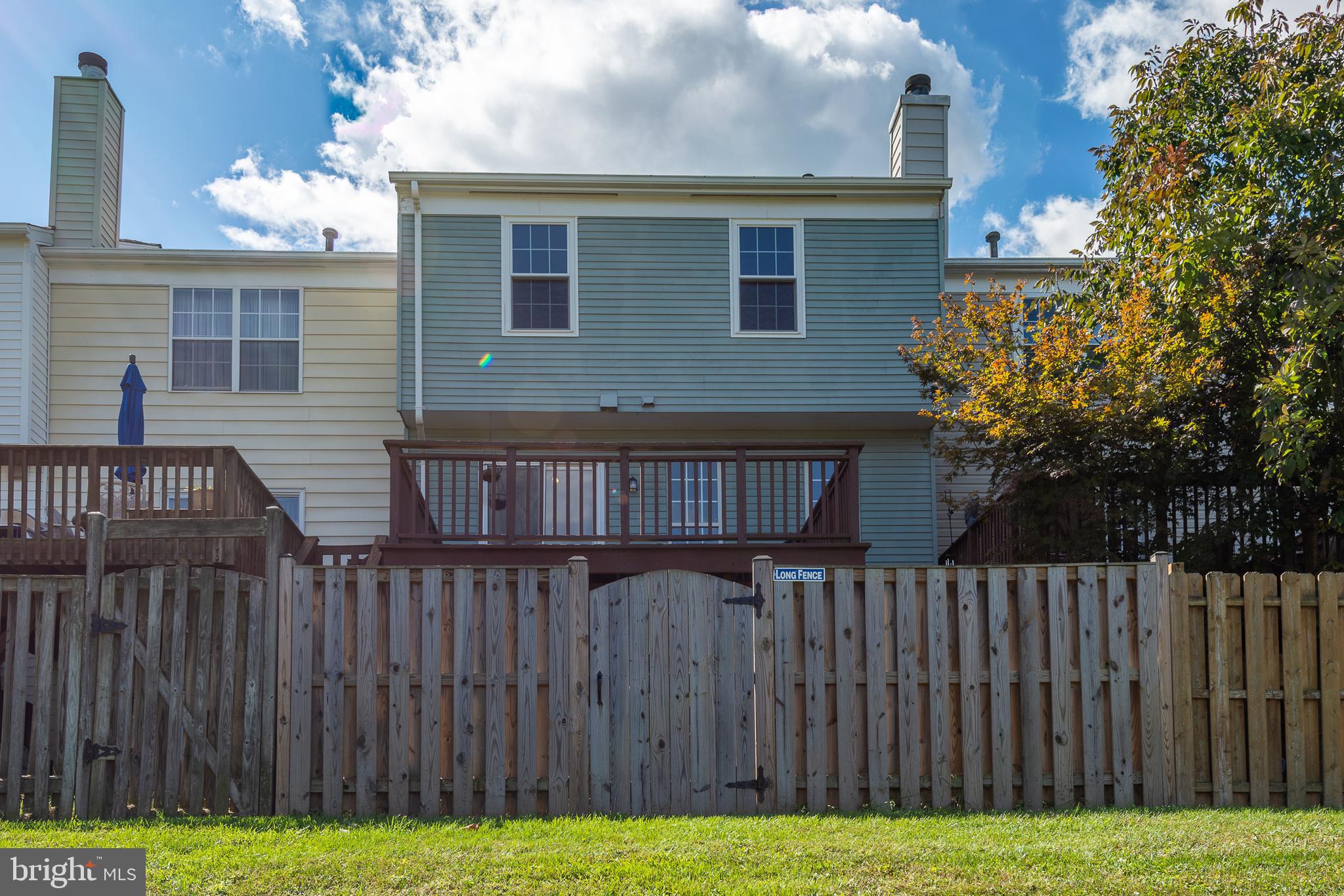 LONDON TOWNE - Residential