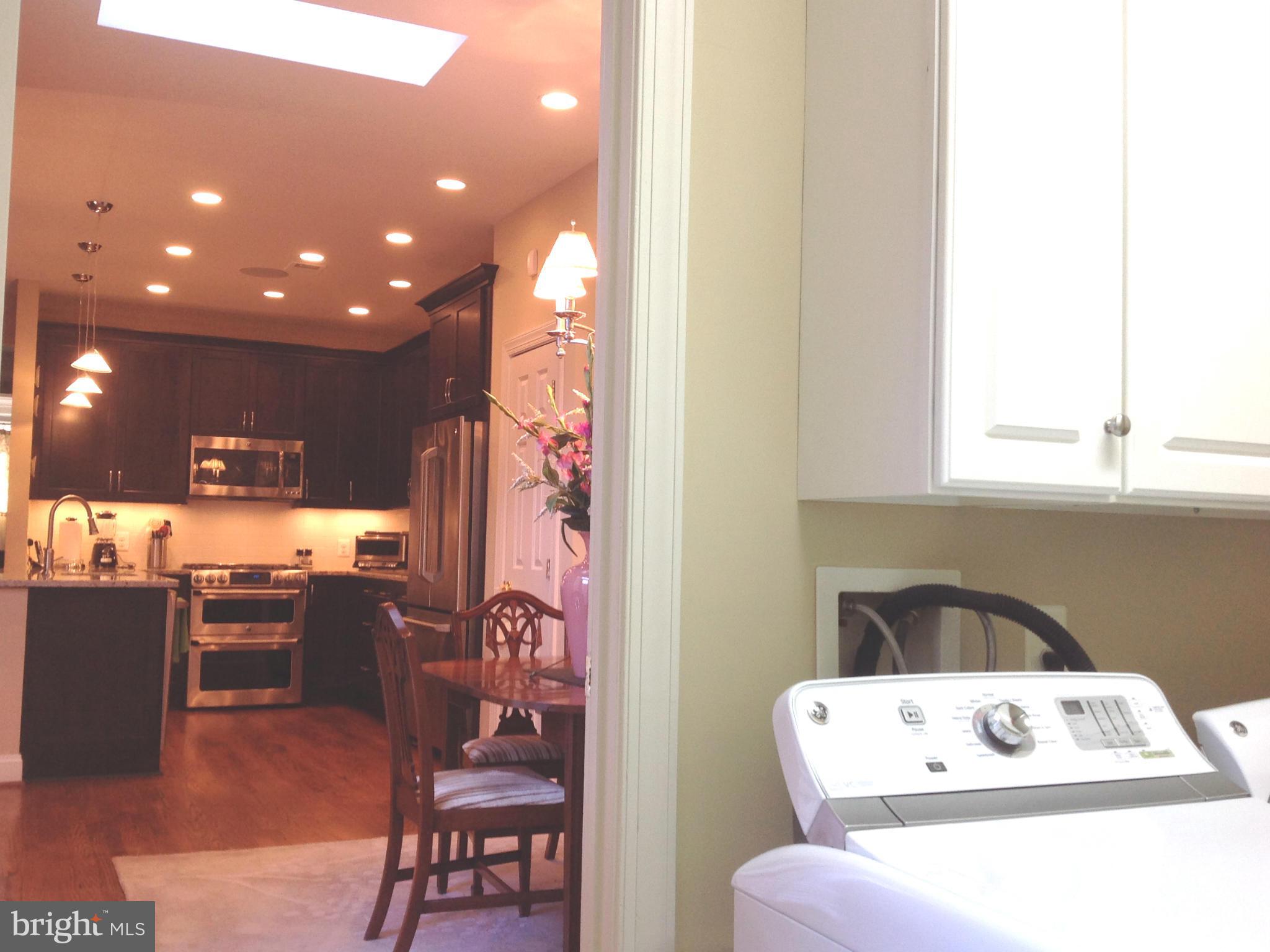 JAMES WREN TOWNHOUSES - Residential Lease