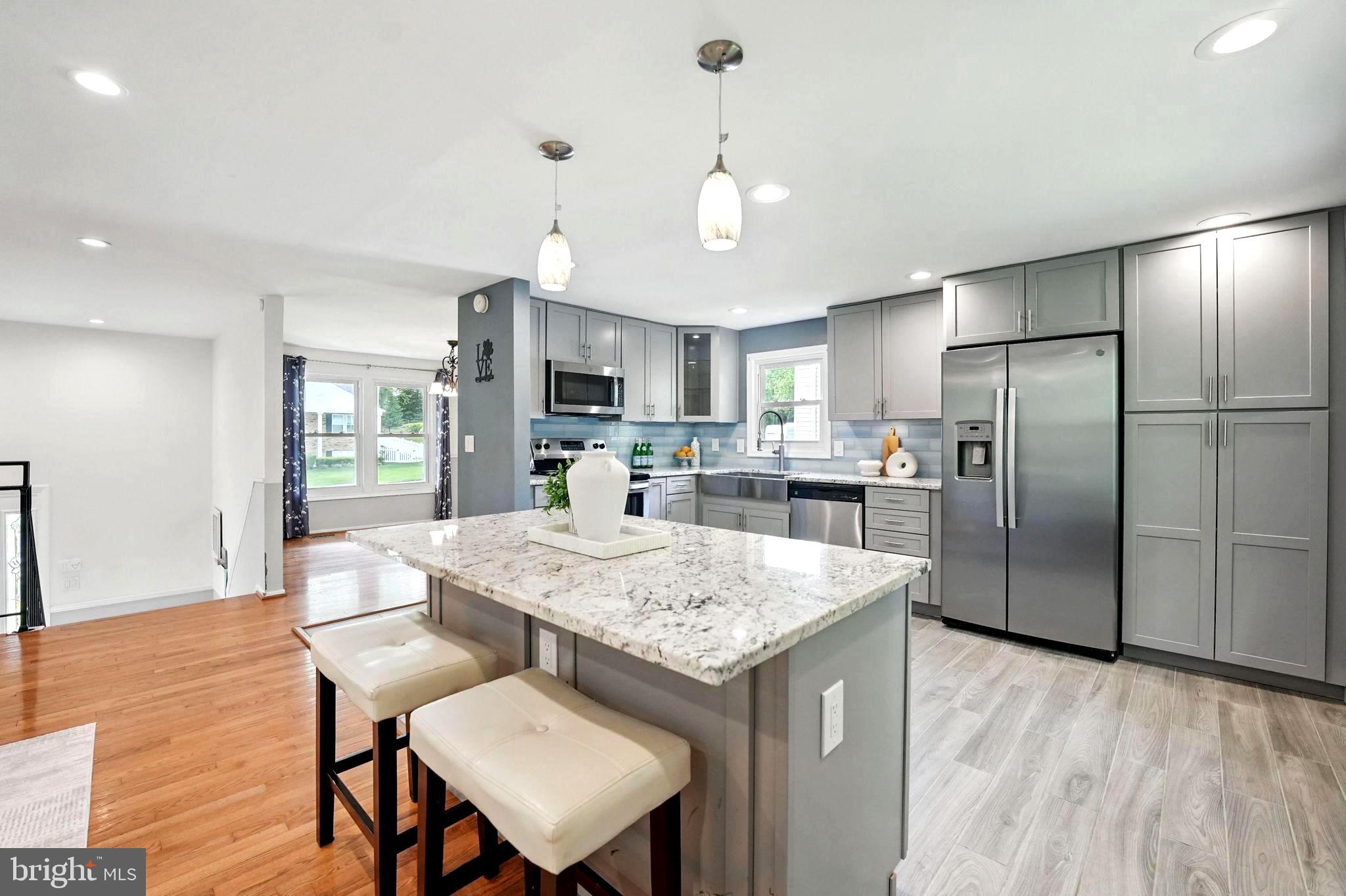 CARDINAL GLEN - Residential