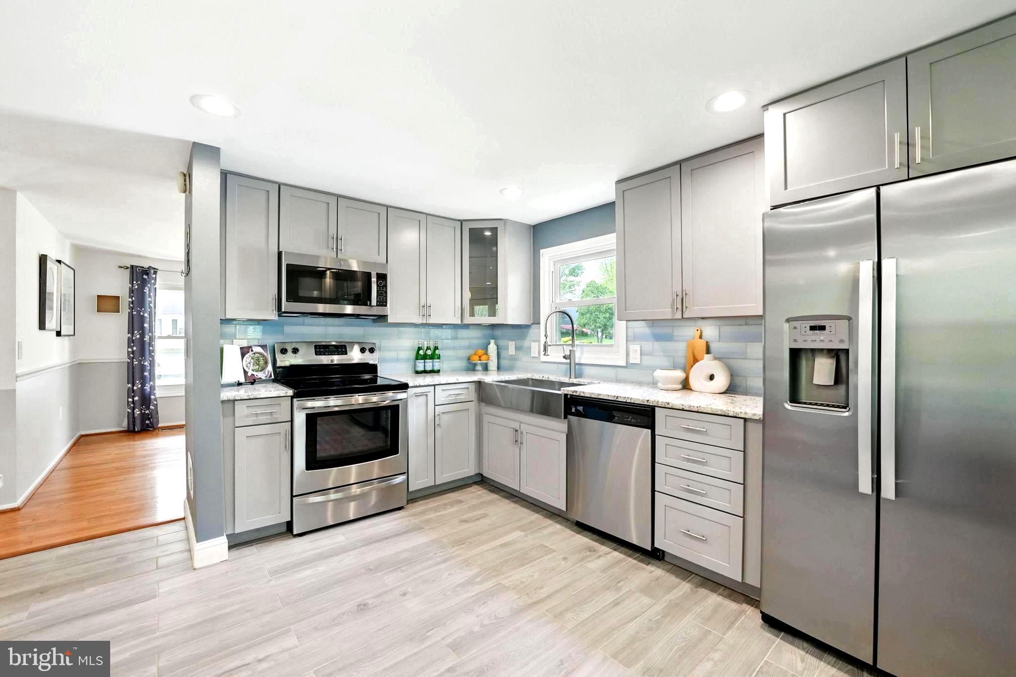 CARDINAL GLEN - Residential