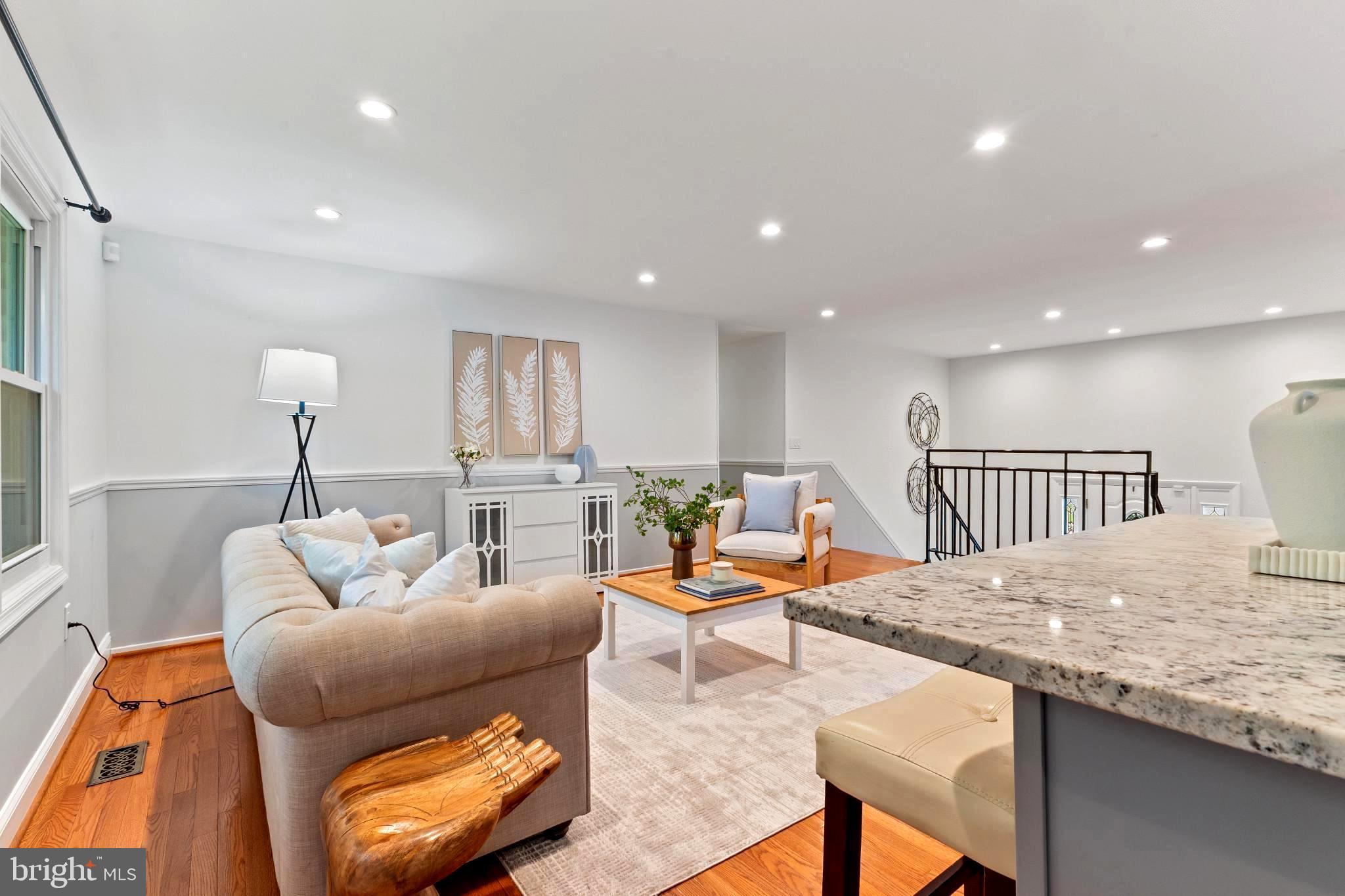 CARDINAL GLEN - Residential