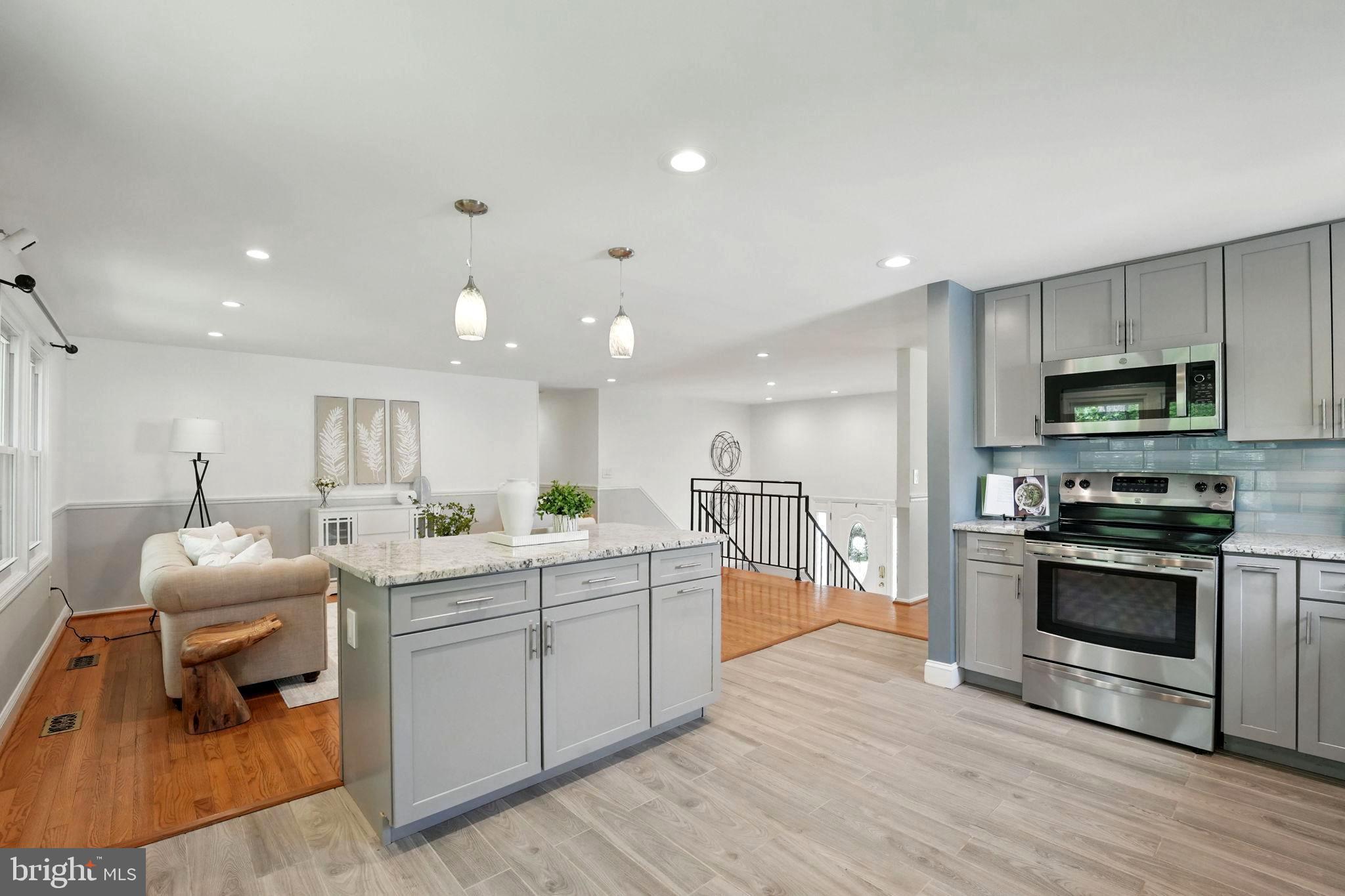 CARDINAL GLEN - Residential