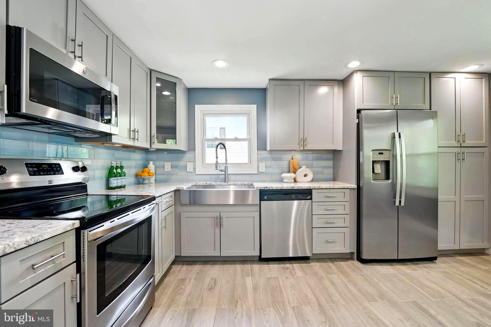 CARDINAL GLEN - Residential