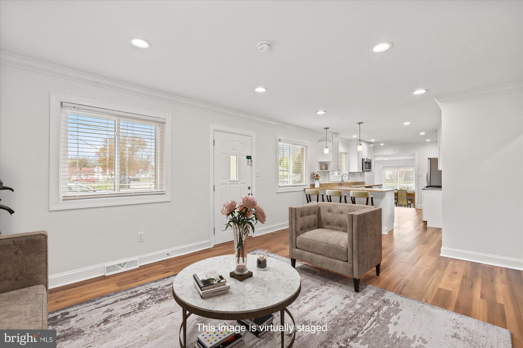 ANDREWS MANOR - Residential