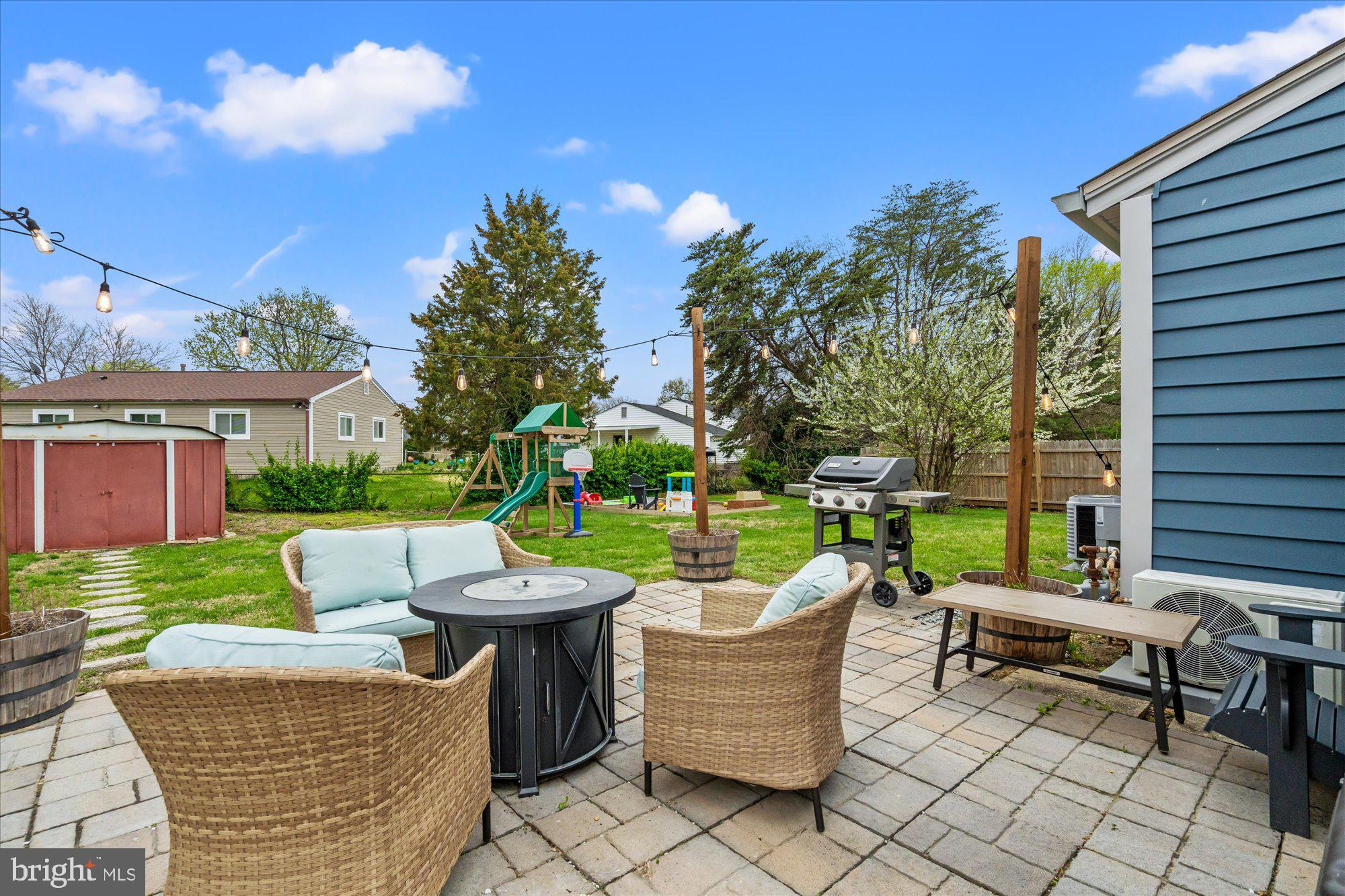 ANDREWS MANOR - Residential