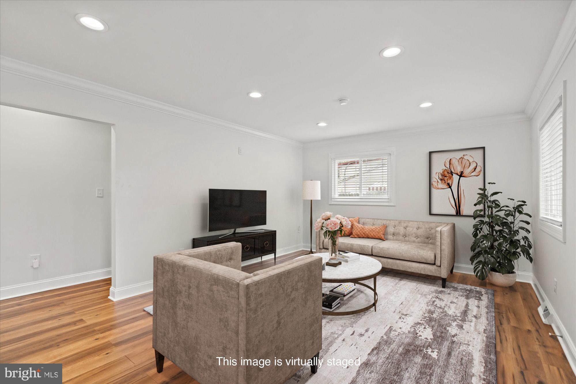 ANDREWS MANOR - Residential