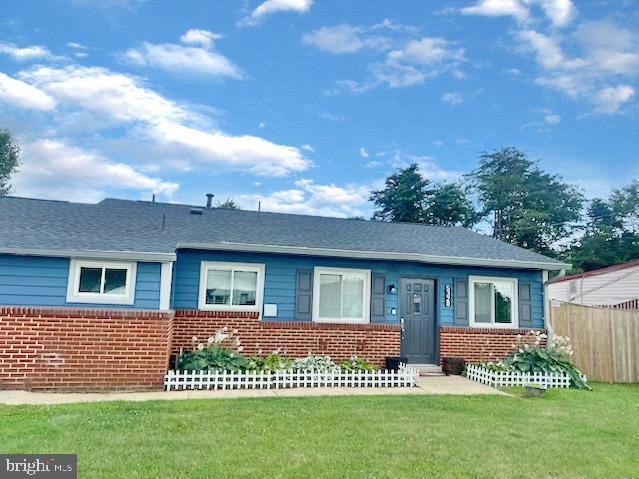 ANDREWS MANOR - Residential