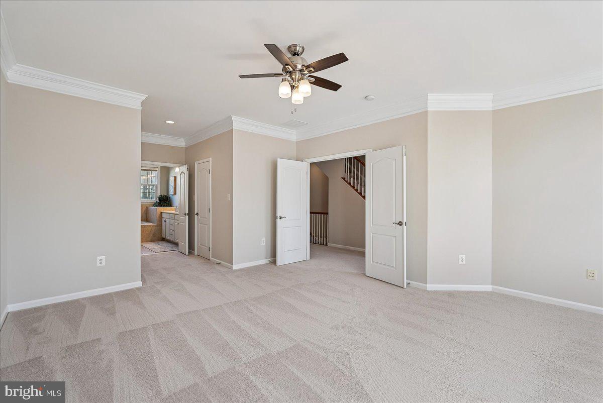 LANSDOWNE TOWN CENTER - Residential