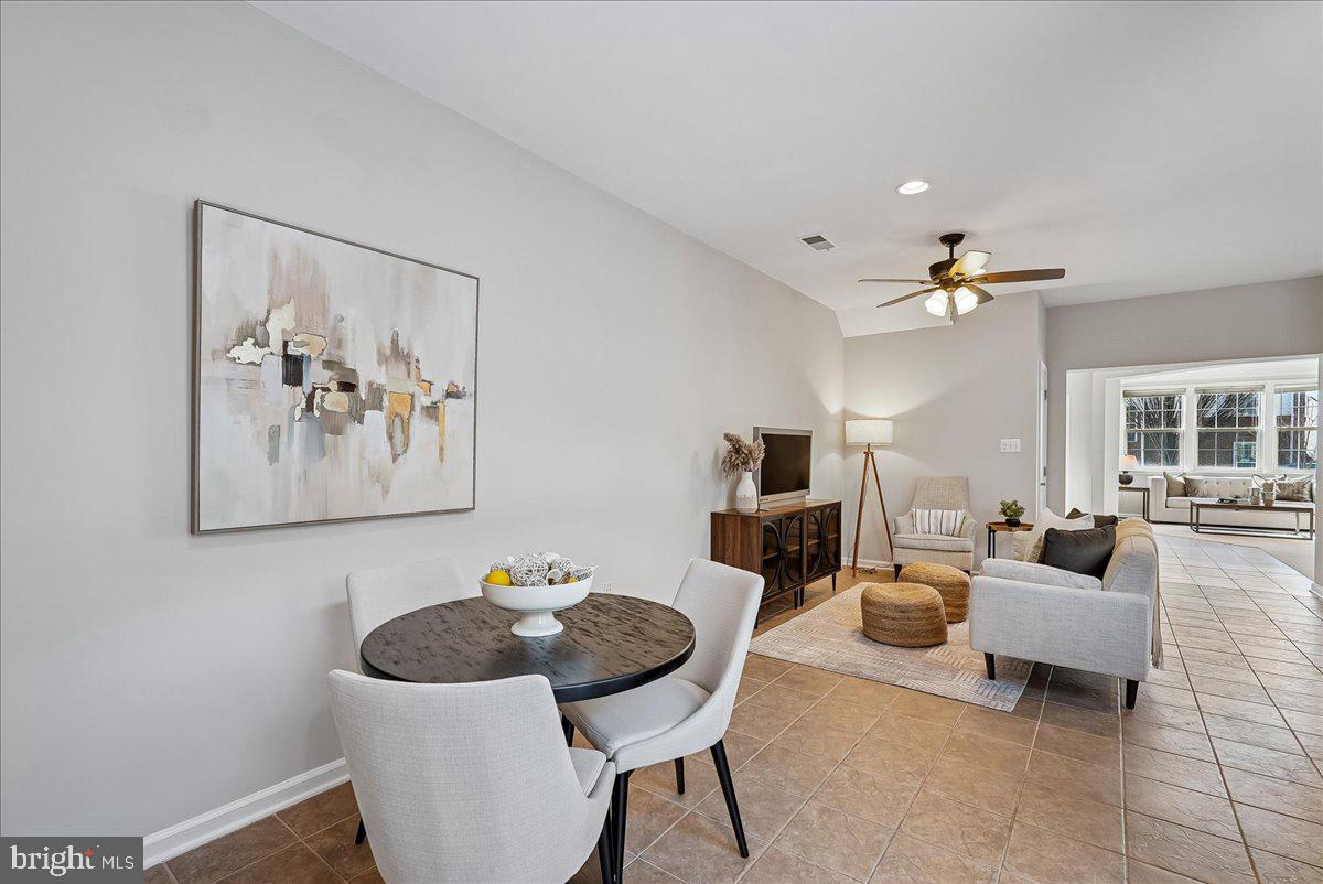 LANSDOWNE TOWN CENTER - Residential