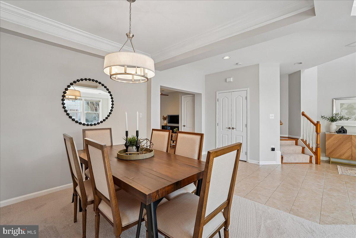 LANSDOWNE TOWN CENTER - Residential