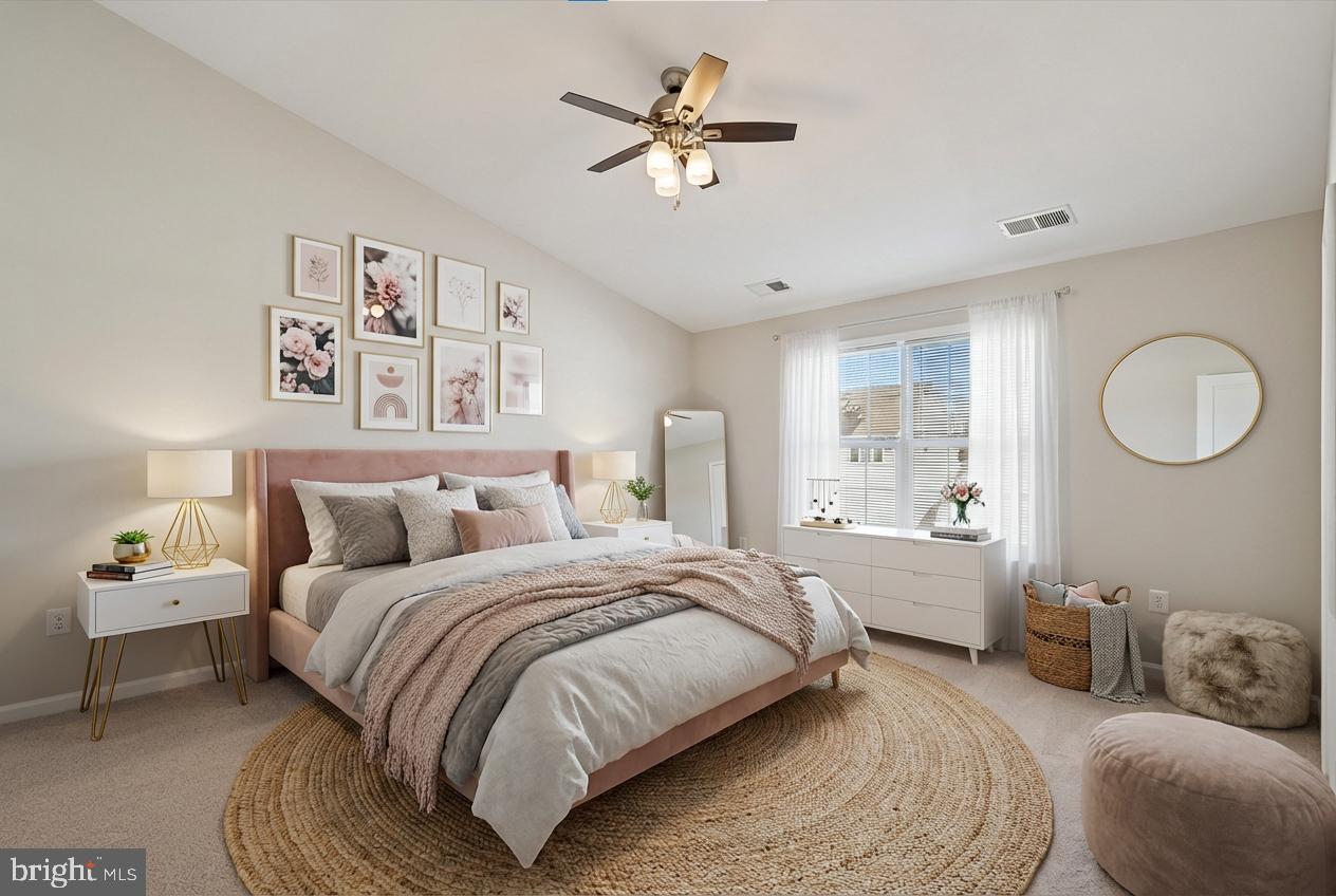 LANSDOWNE TOWN CENTER - Residential