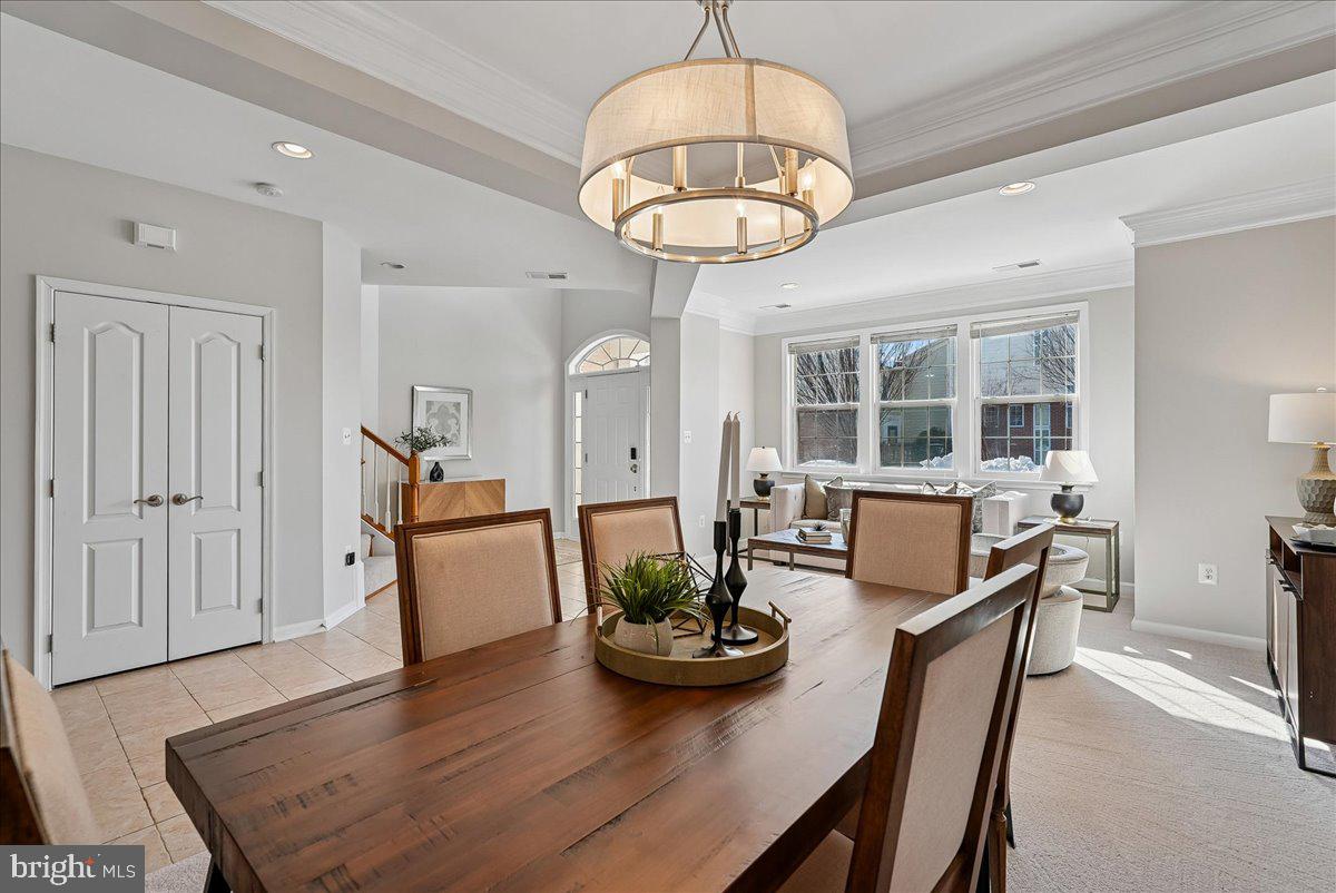 LANSDOWNE TOWN CENTER - Residential