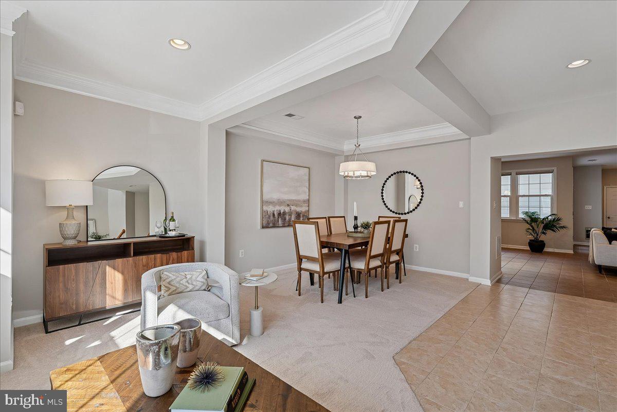 LANSDOWNE TOWN CENTER - Residential