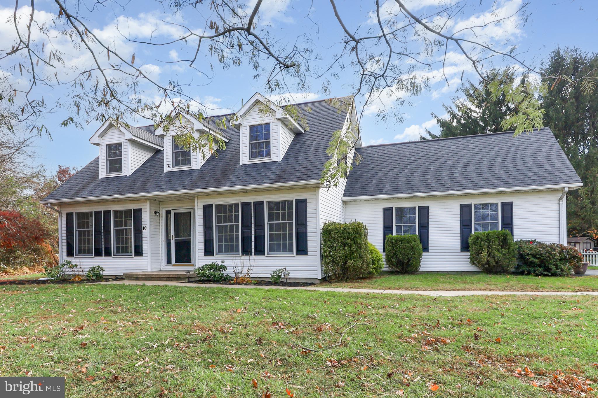 10 HUNT VALLEY DRIVE