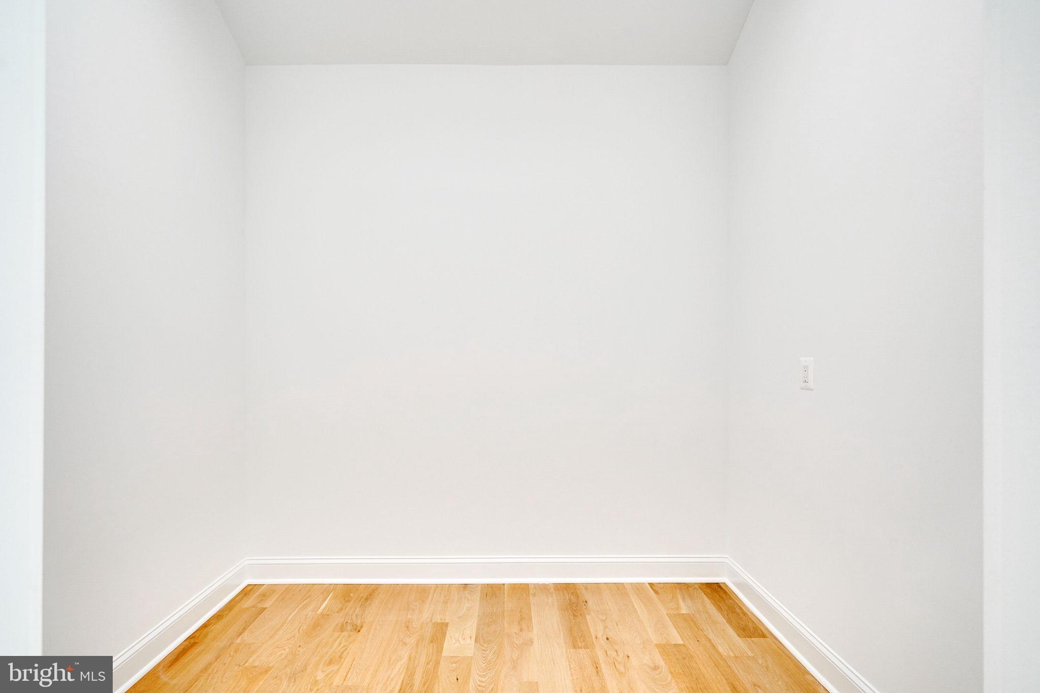 OAKCREST - Residential