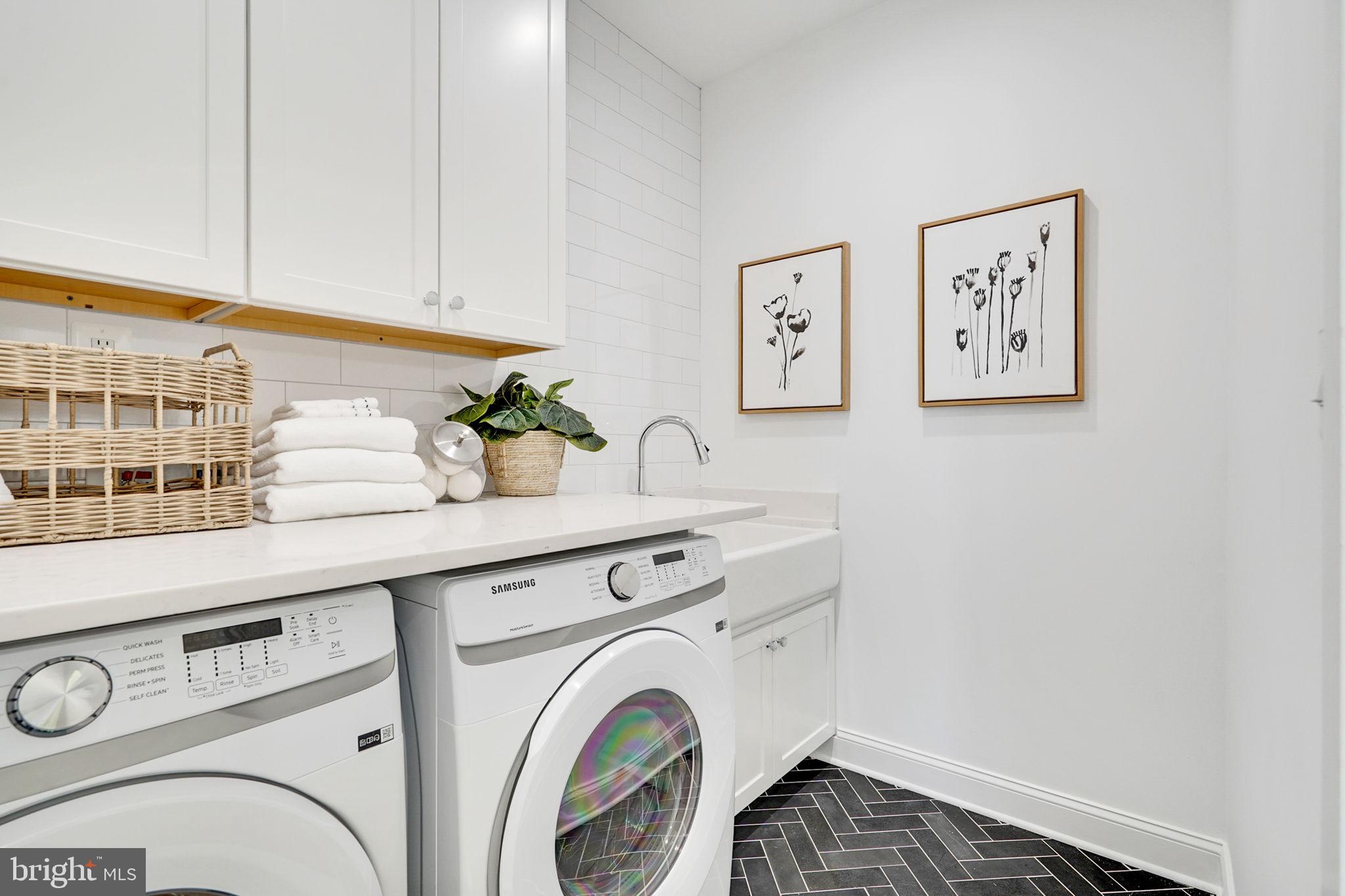 OAKCREST - Residential