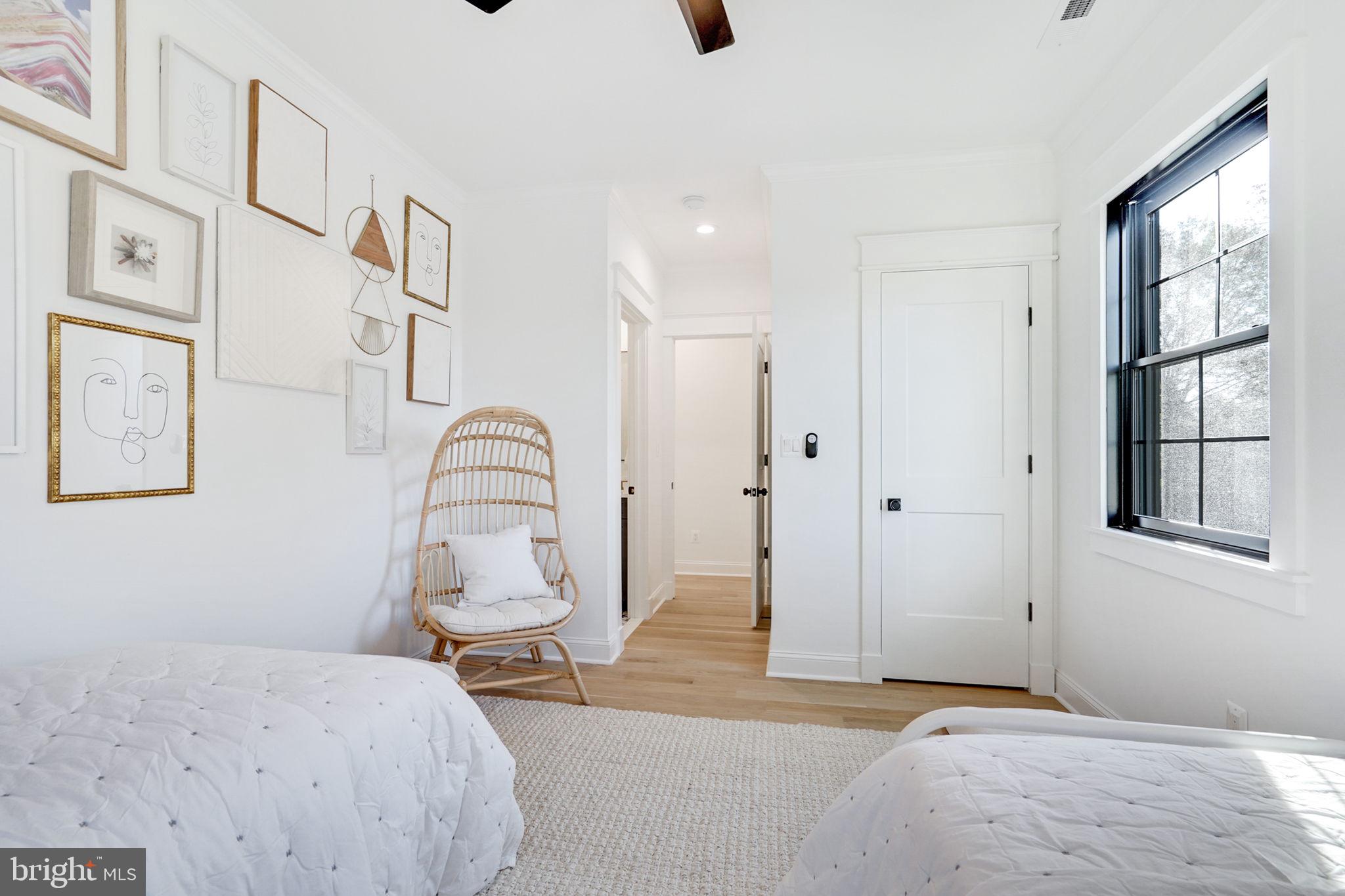 OAKCREST - Residential