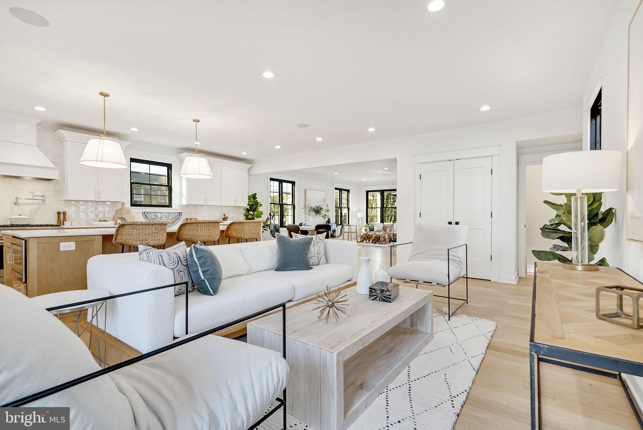 OAKCREST - Residential