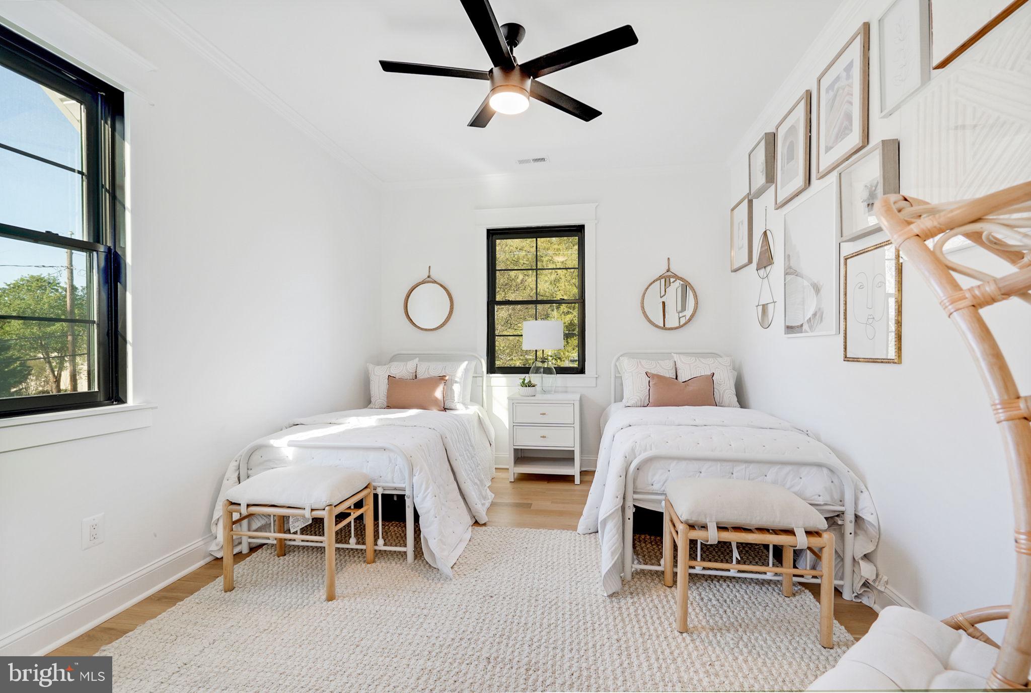 OAKCREST - Residential