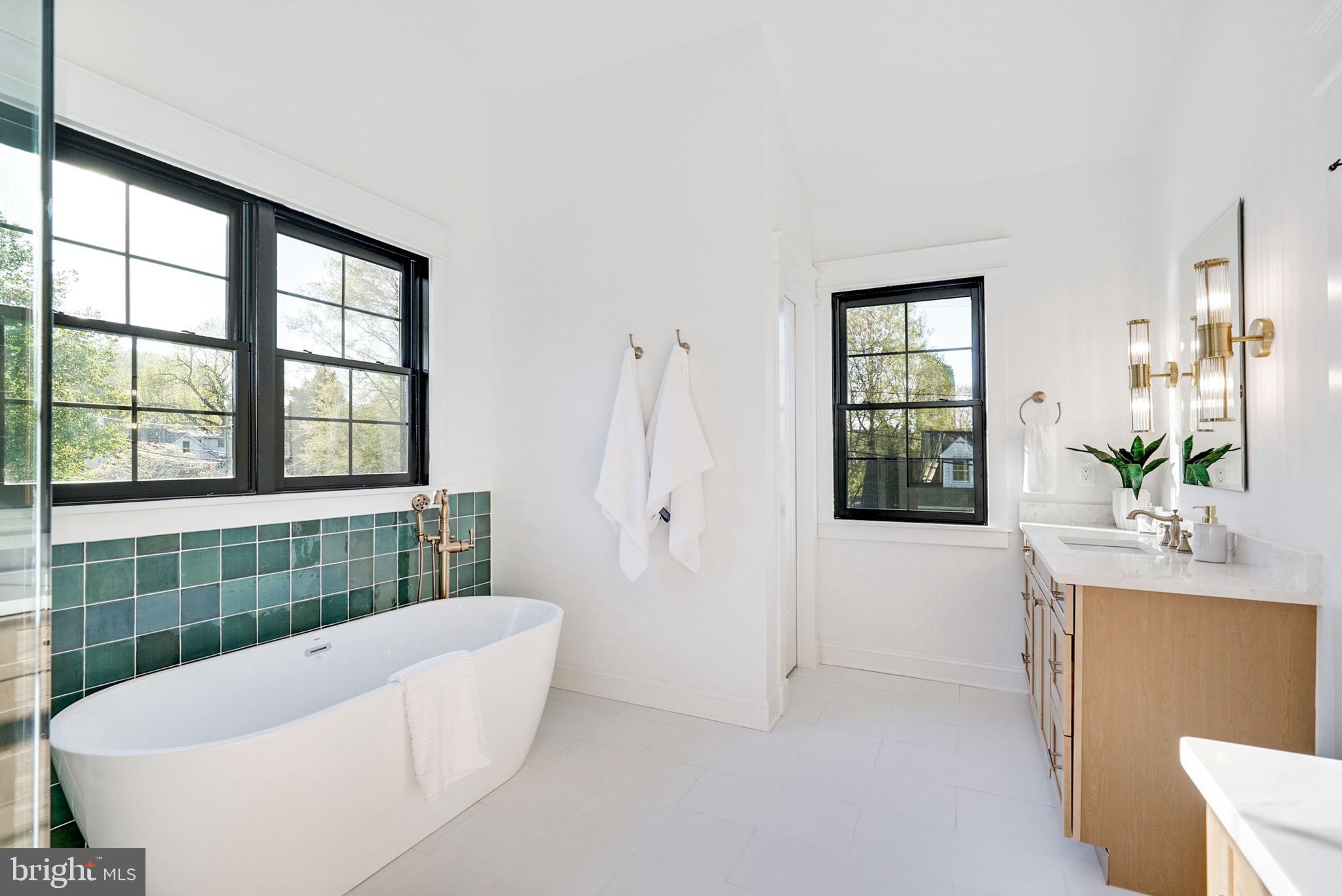 OAKCREST - Residential