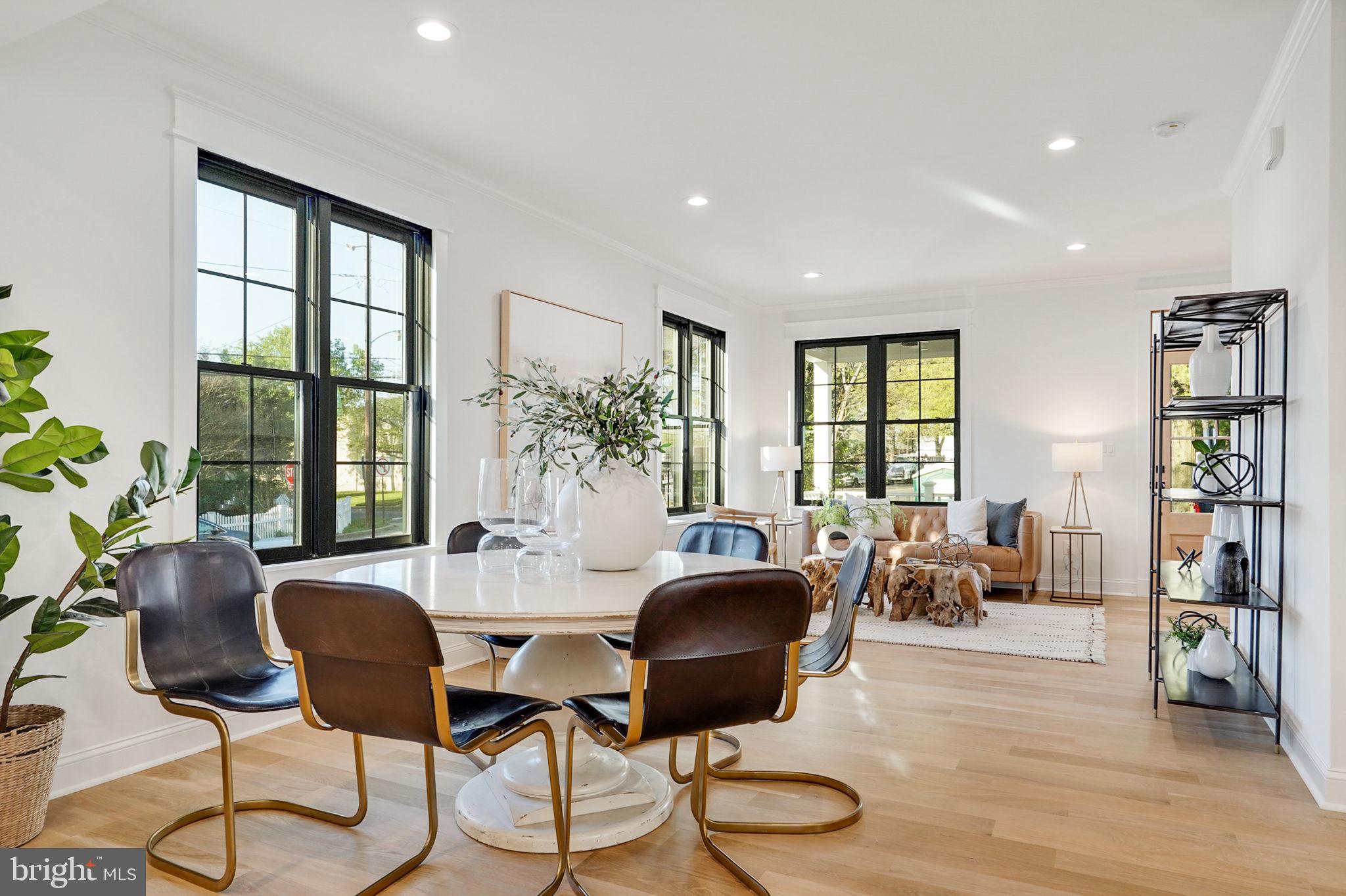 OAKCREST - Residential