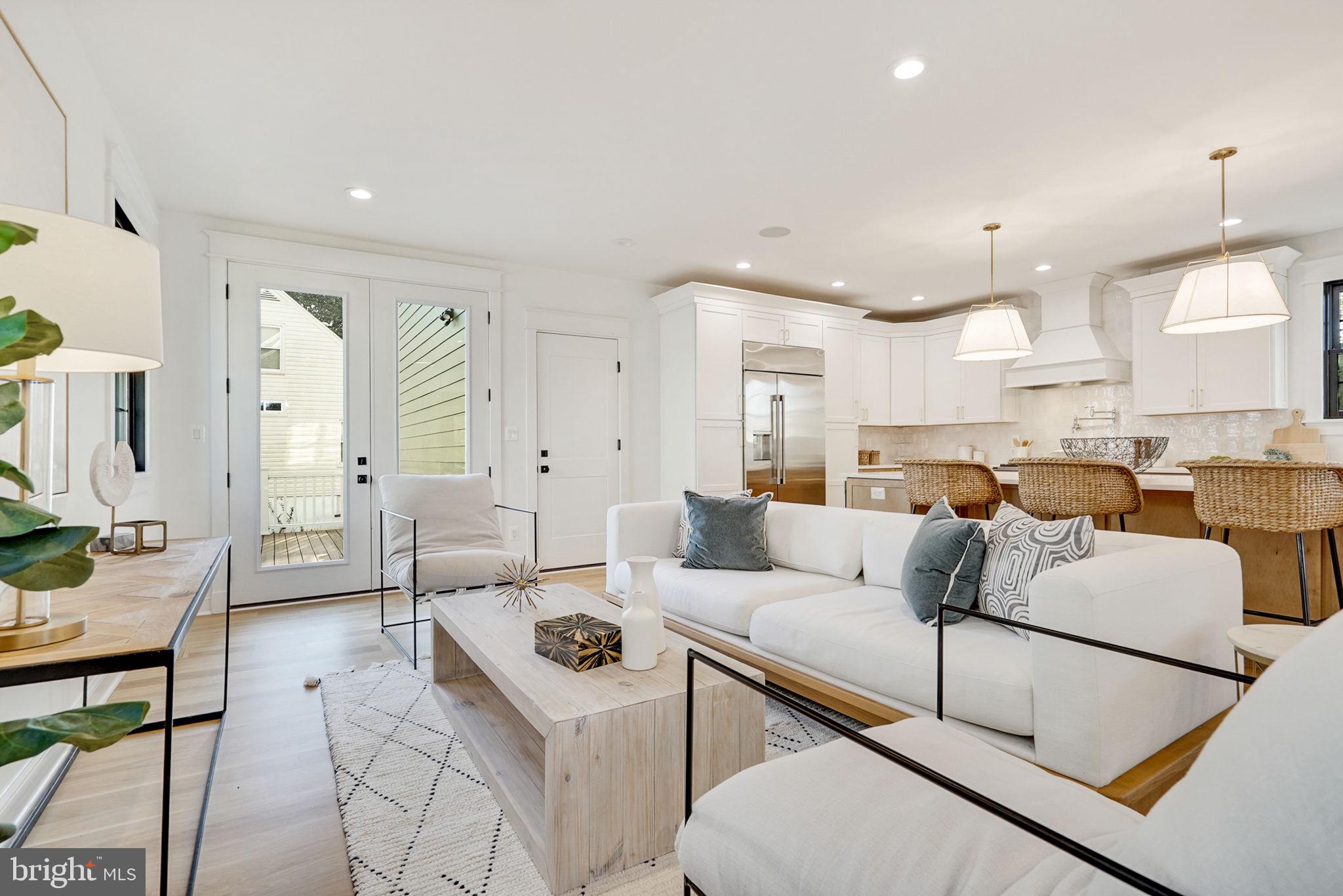 OAKCREST - Residential