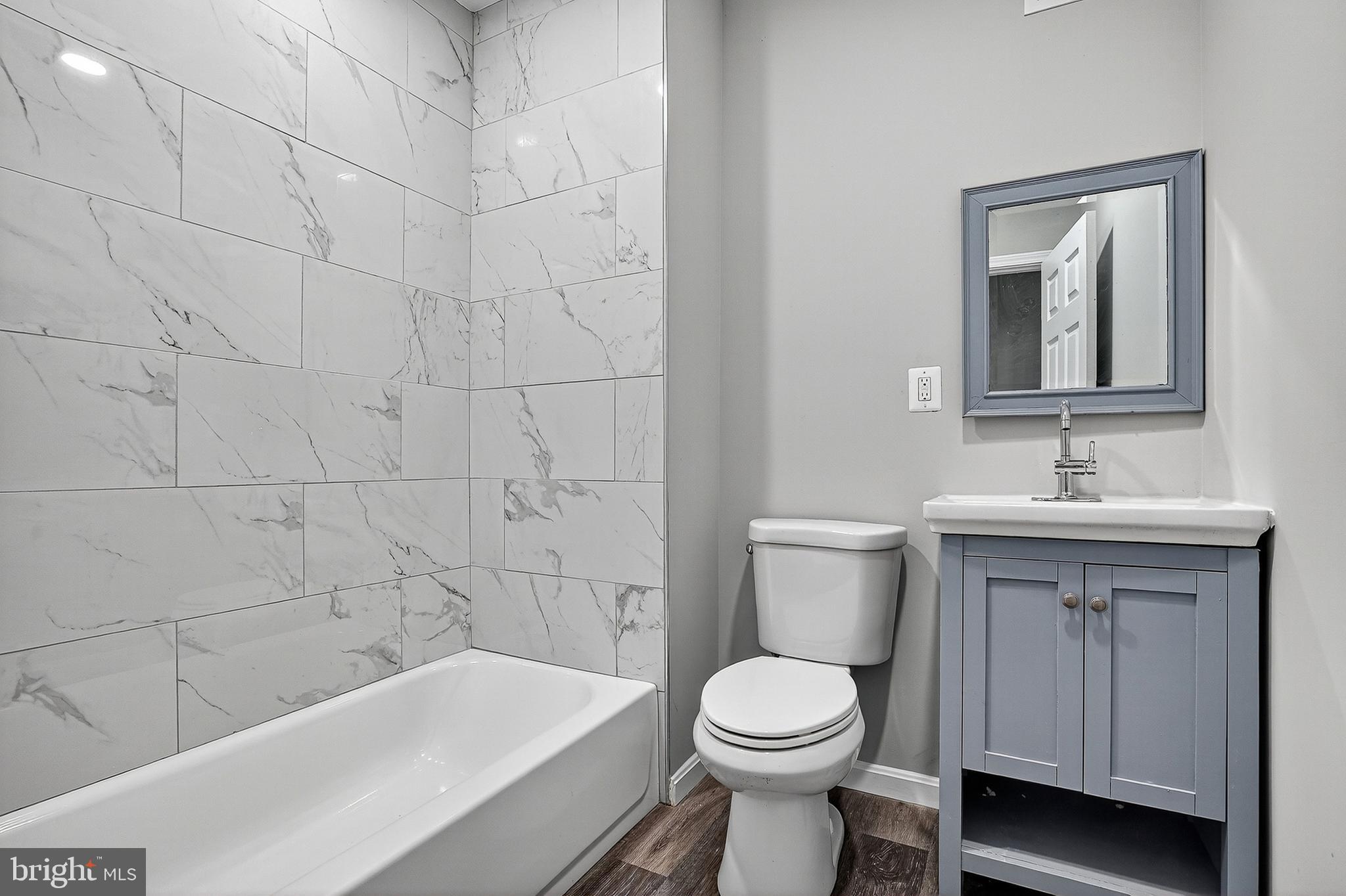 HIGHLANDTOWN - Residential