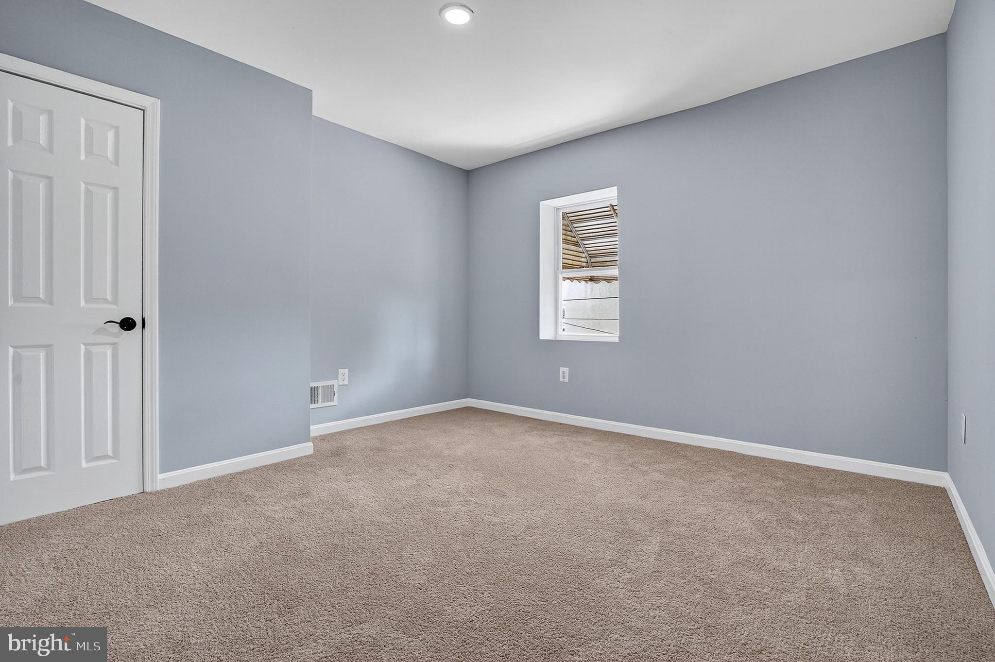 HIGHLANDTOWN - Residential