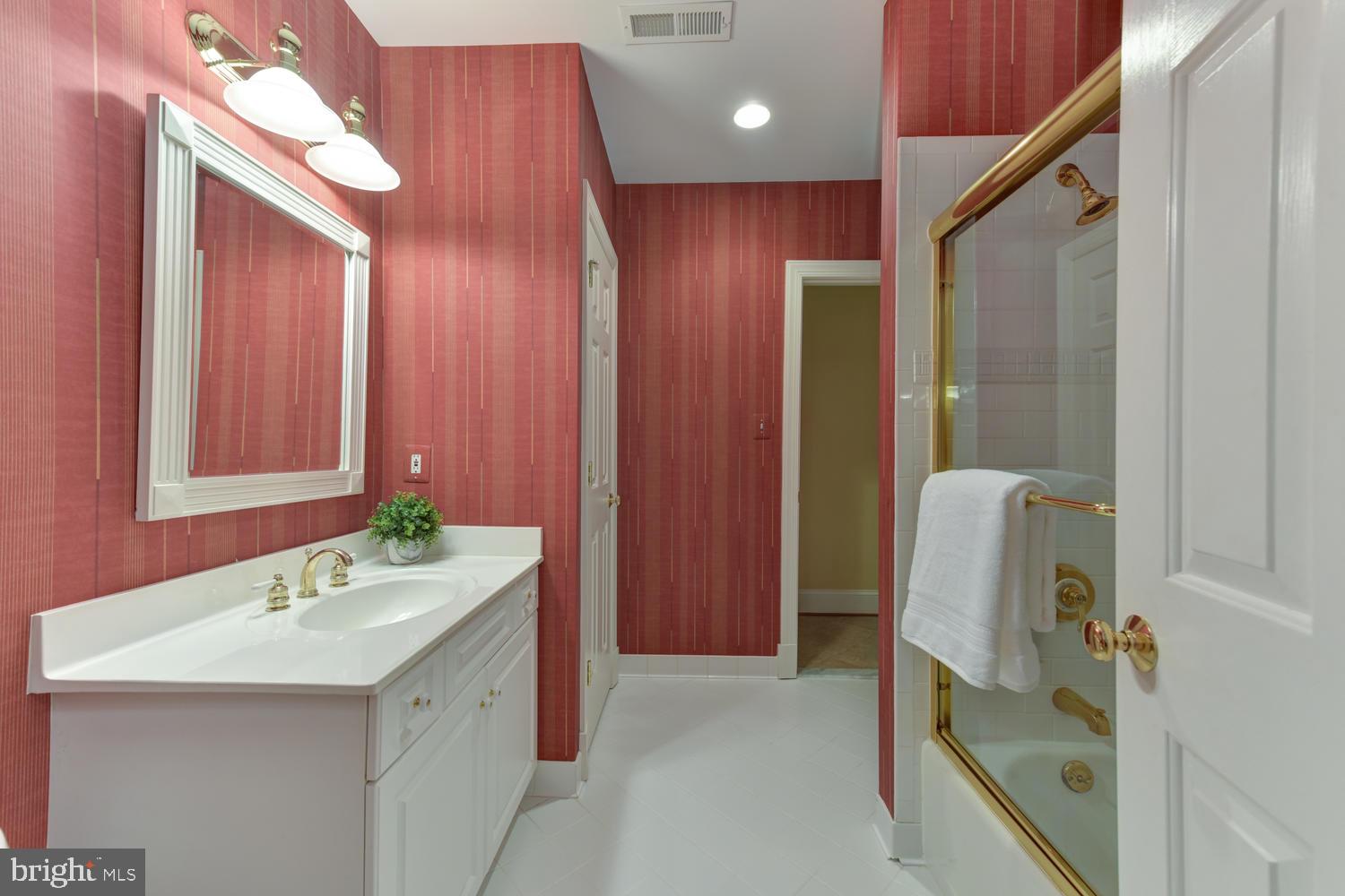 BALLANTRAE - Residential