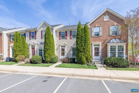 Townhouse For Sale - 1528 Montessori Ter Ter<br/> CHARLOTTESVILLE, VA 22911