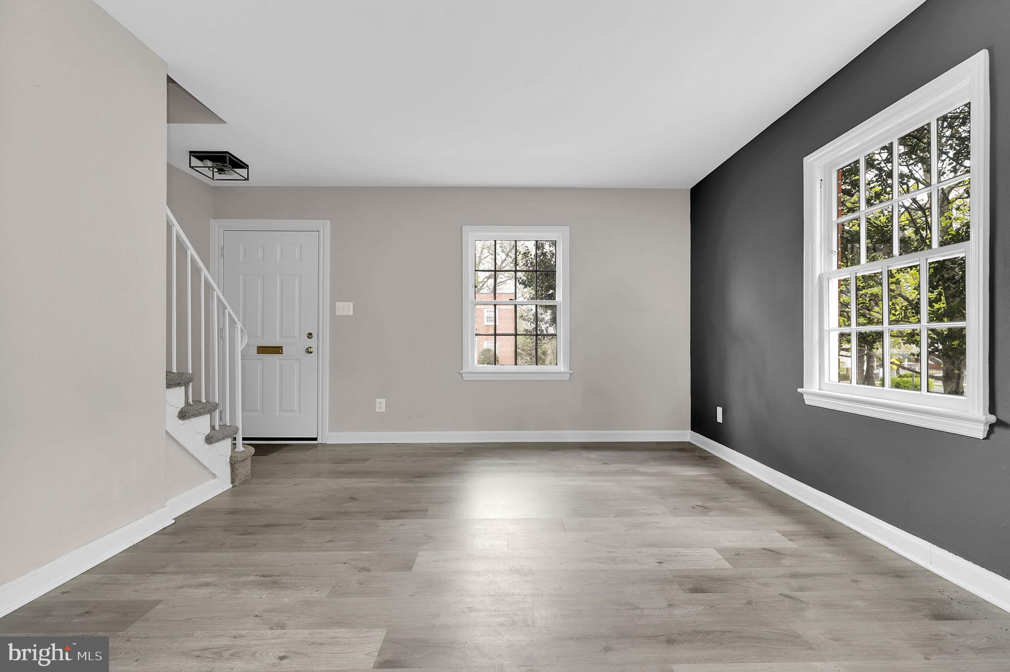 1708 E WEST HIGHWAY 1708