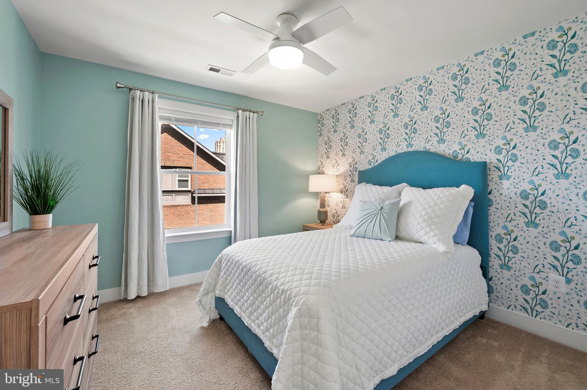 CROWN FARM - Residential