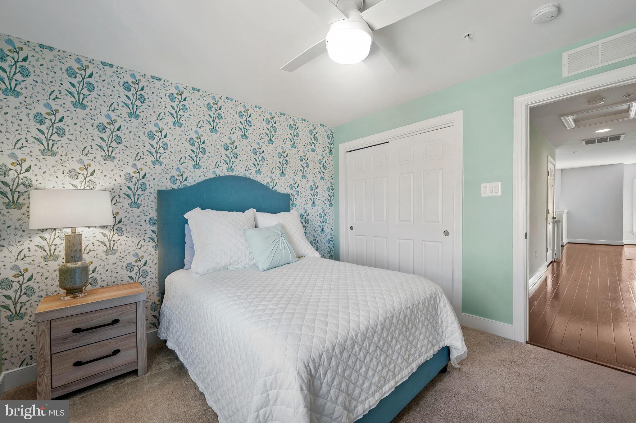 CROWN FARM - Residential