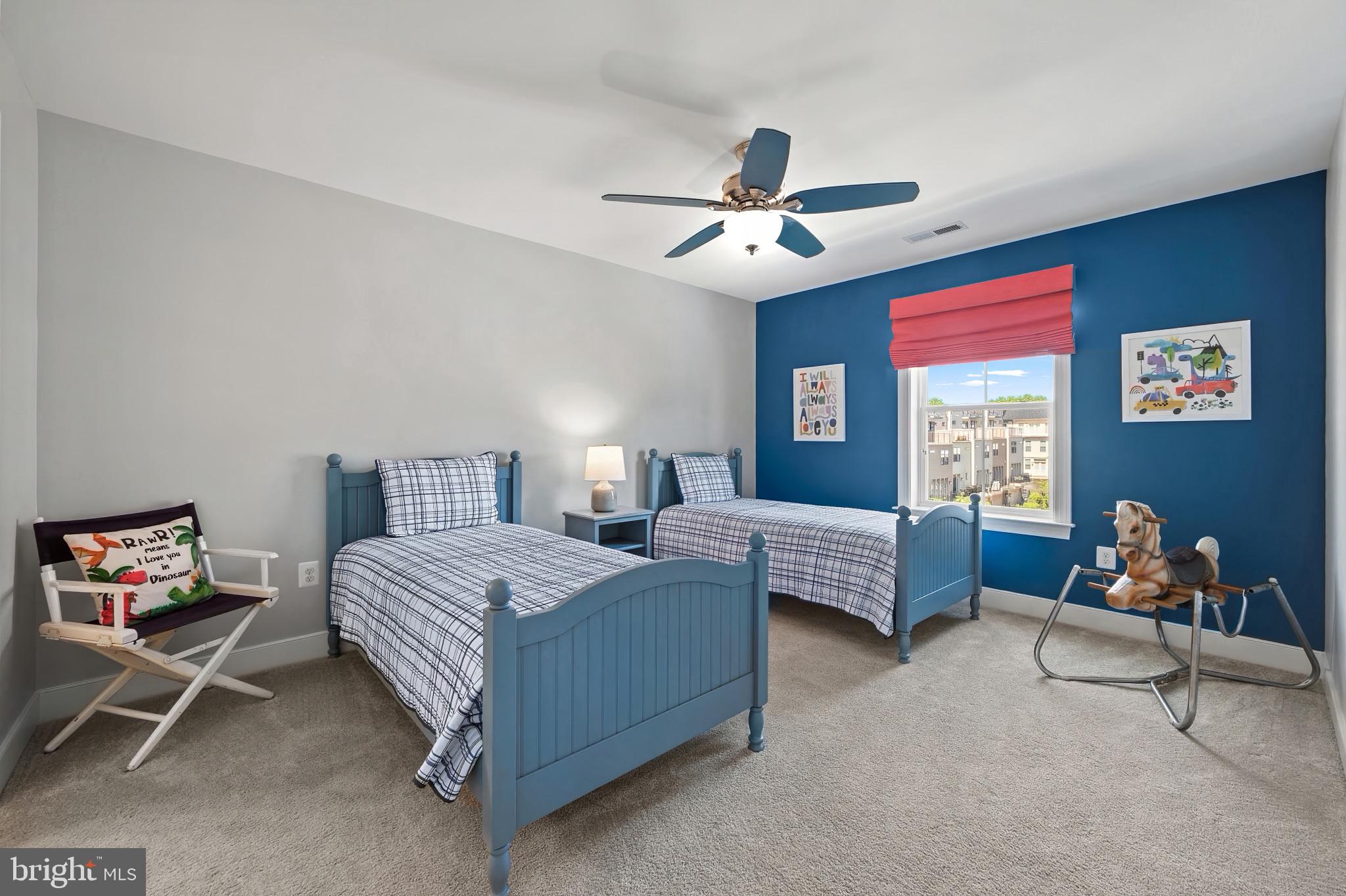 CROWN FARM - Residential