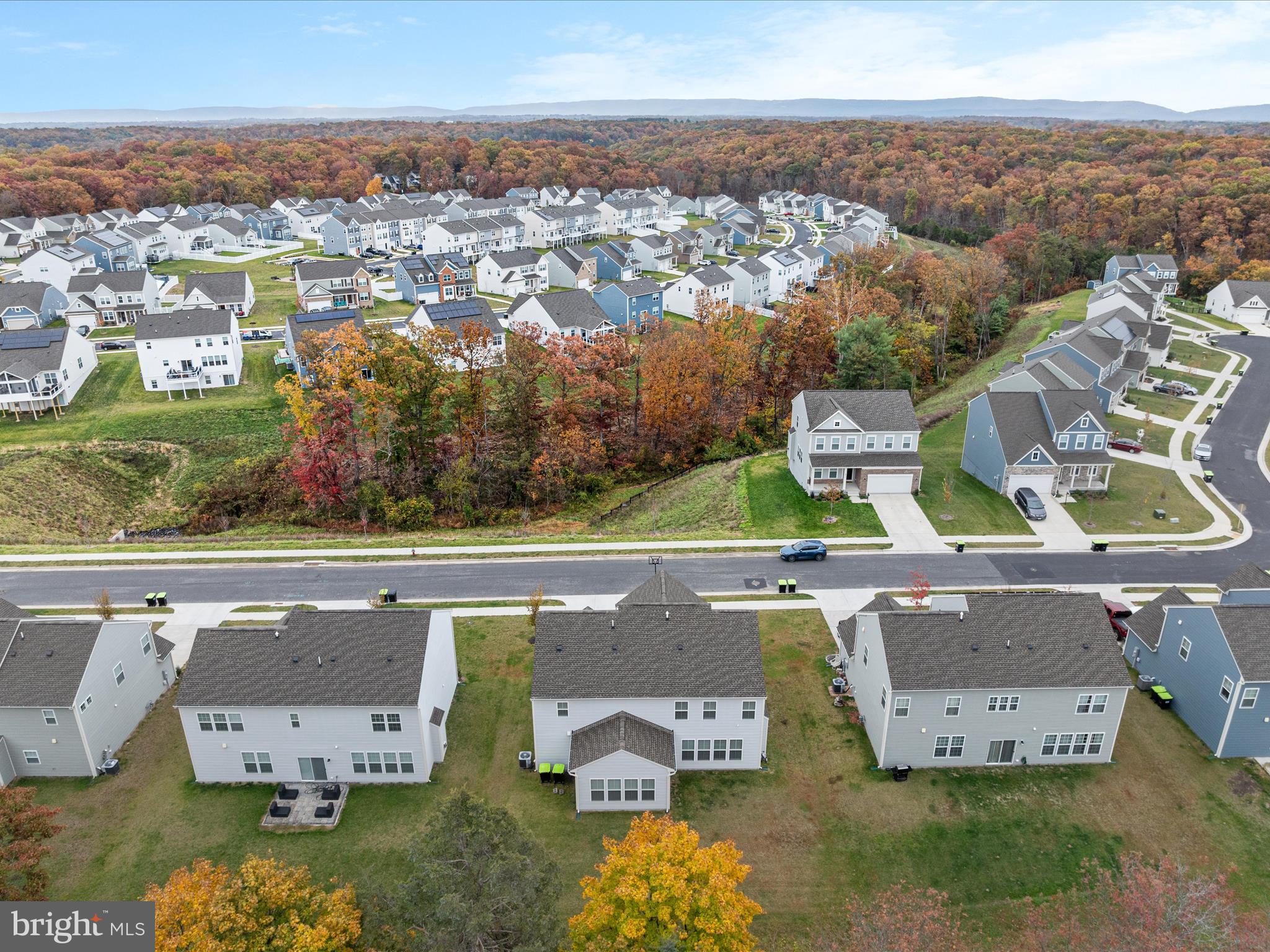 SENSENY VILLAGE - Residential