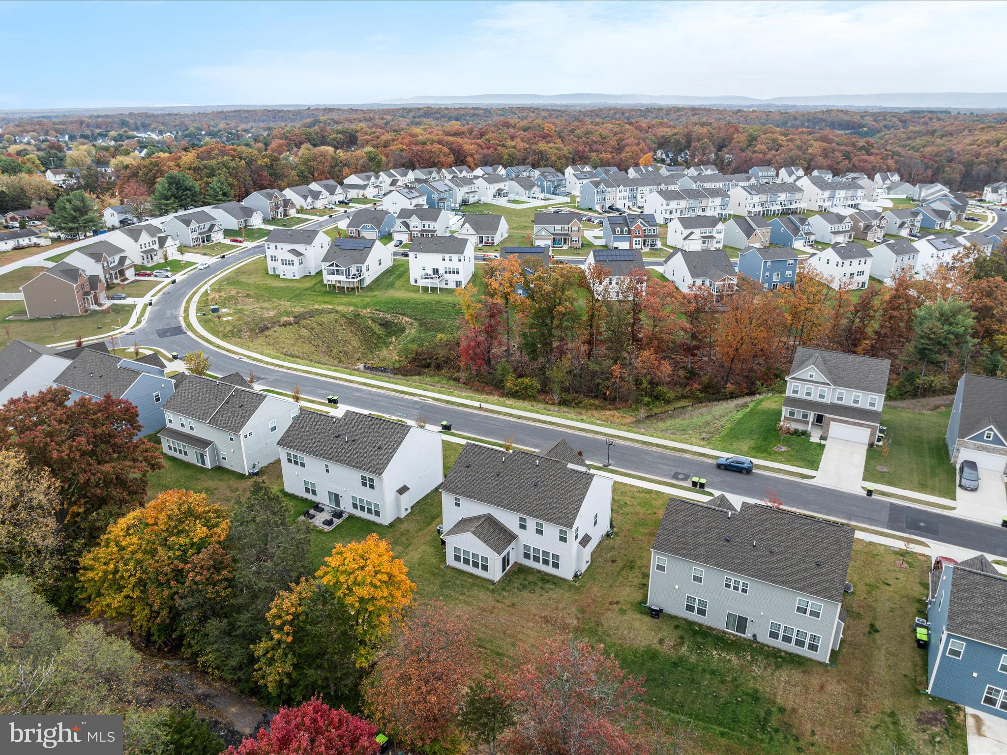 SENSENY VILLAGE - Residential