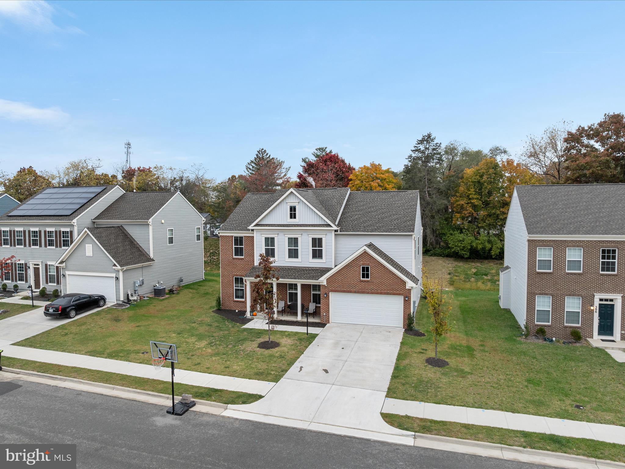 SENSENY VILLAGE - Residential