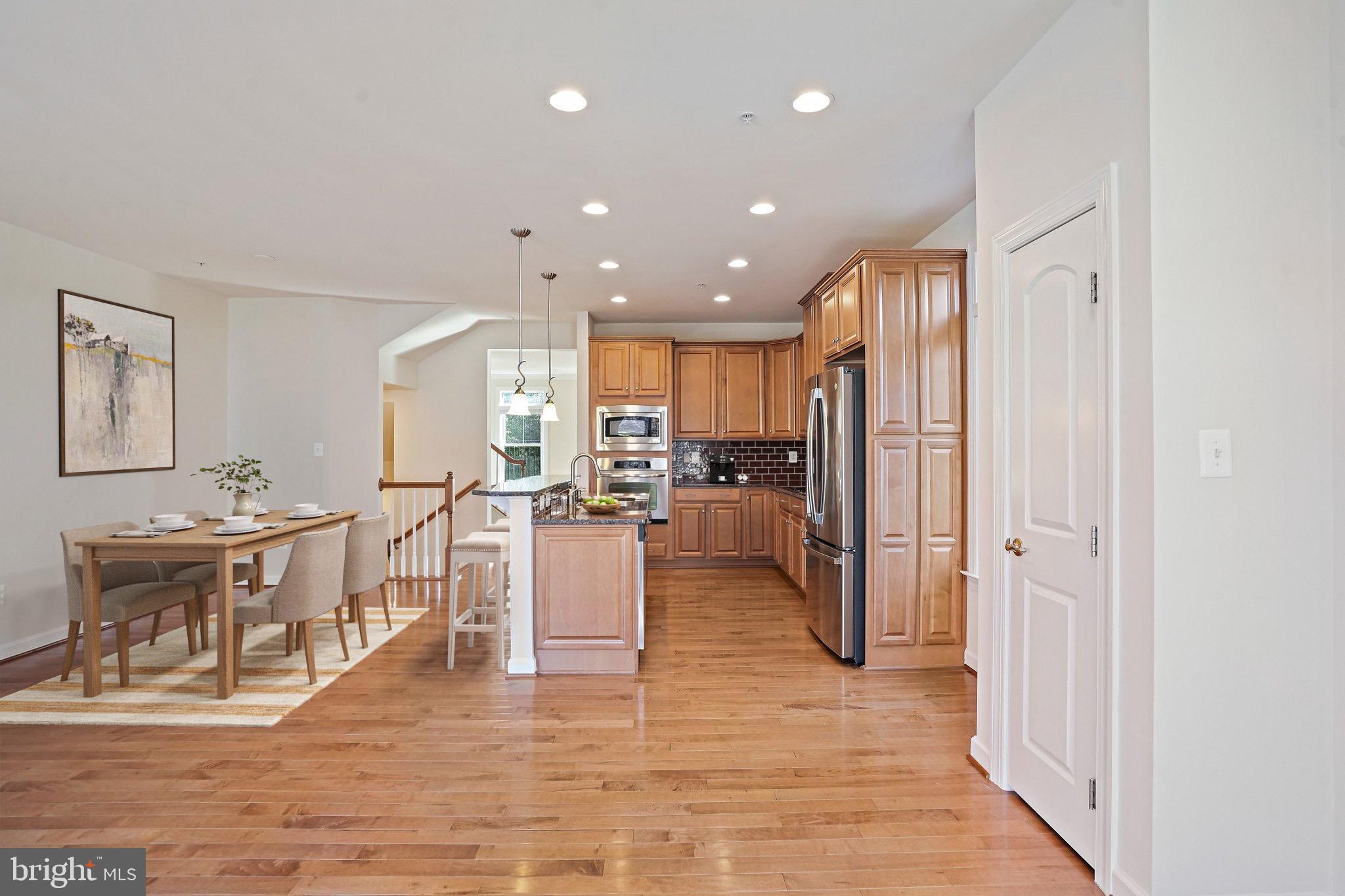 245 PARKVIEW