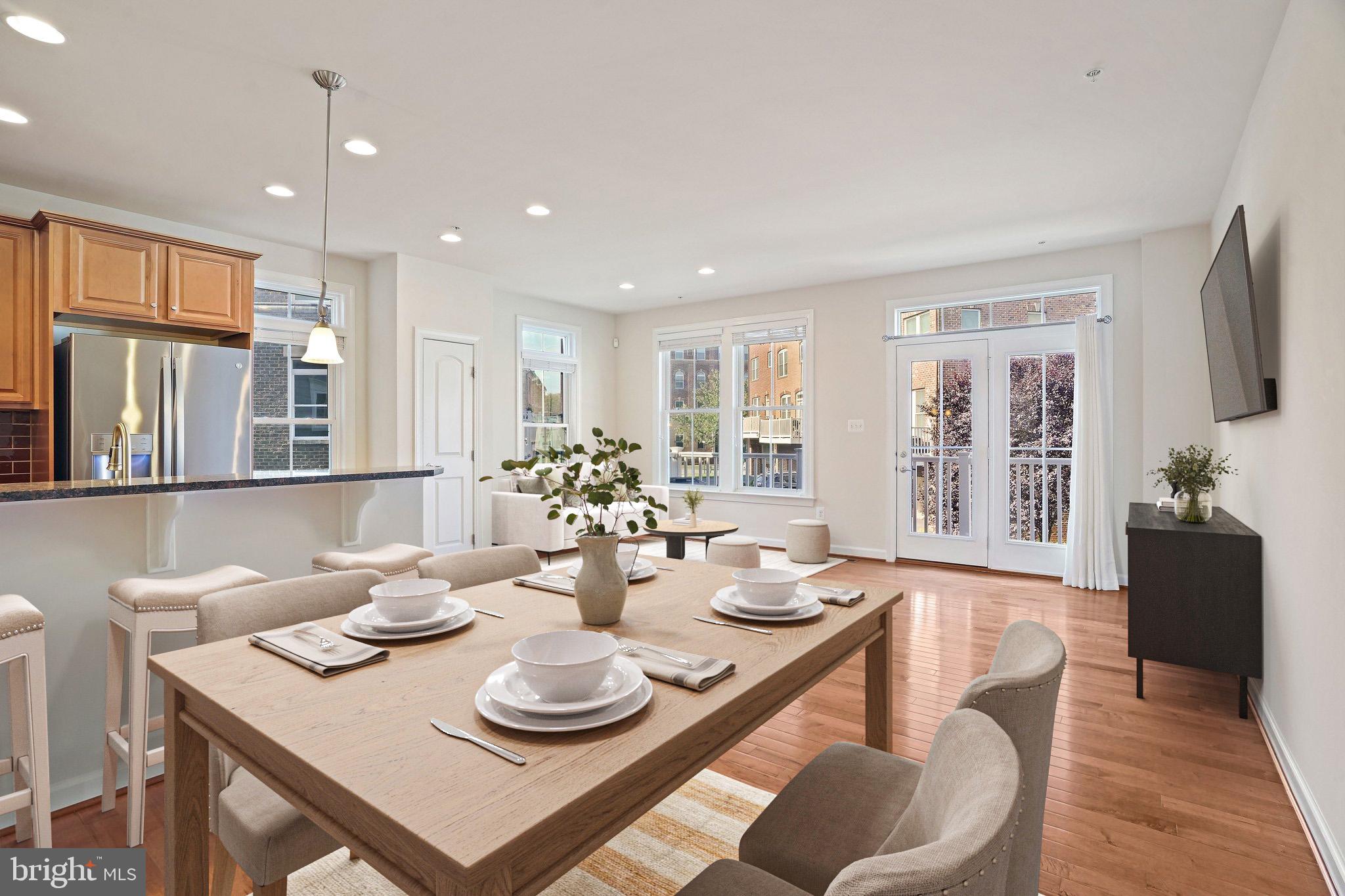 245 PARKVIEW