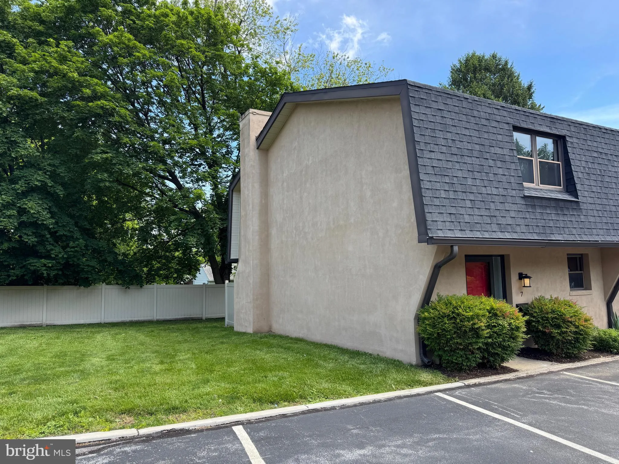 Devon, Pennsylvania 19333, United States, 3 Bedrooms Bedrooms, ,2 BathroomsBathrooms,Residential,Active,137622