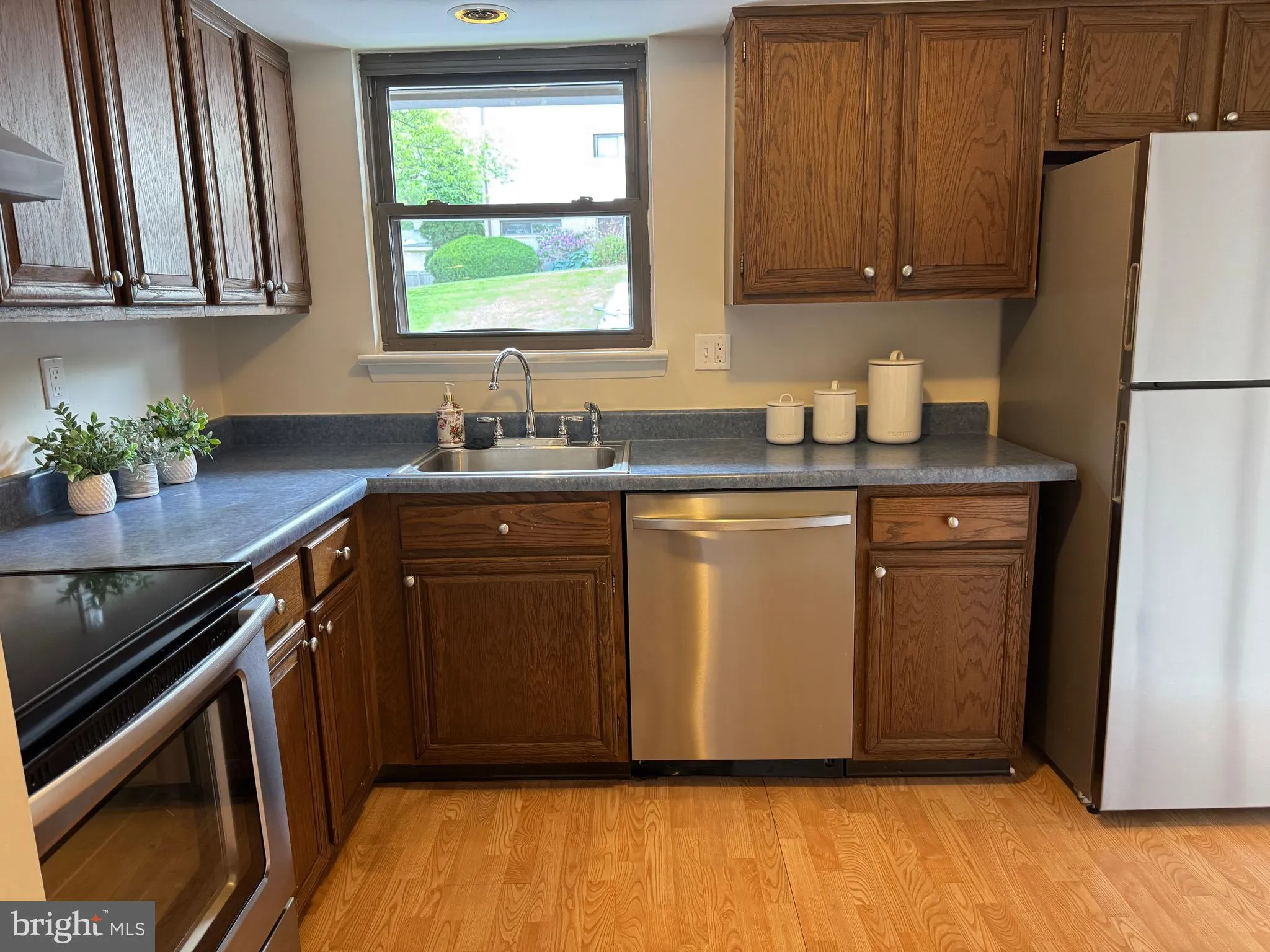 Devon, Pennsylvania 19333, United States, 3 Bedrooms Bedrooms, ,2 BathroomsBathrooms,Residential,Active,137622