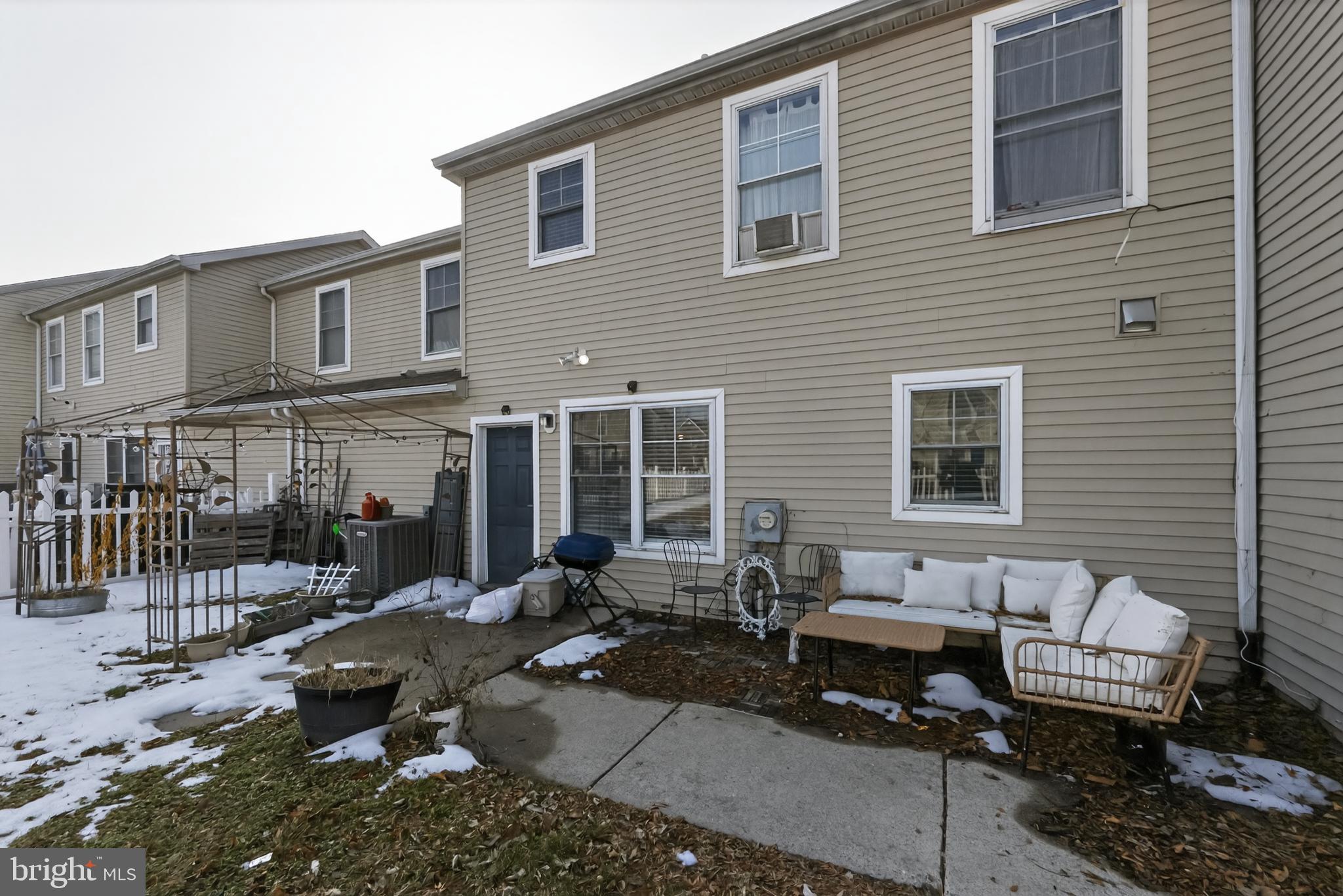 MILL CREEK - Residential