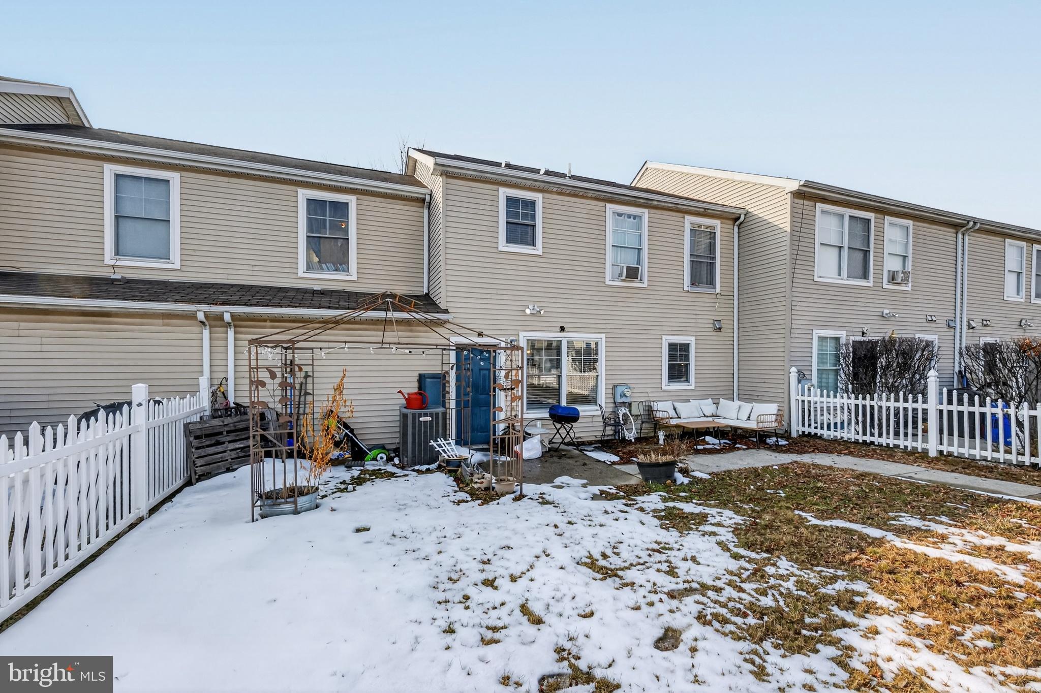 MILL CREEK - Residential