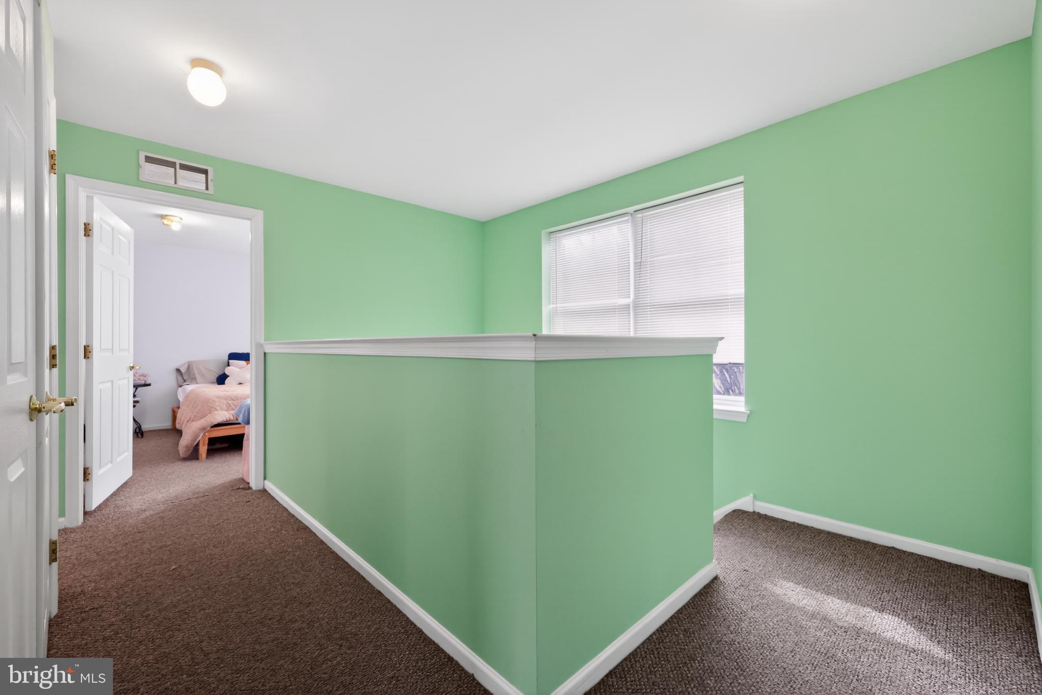 MILL CREEK - Residential