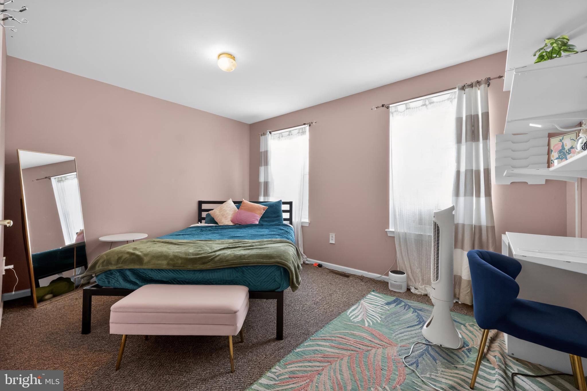 MILL CREEK - Residential