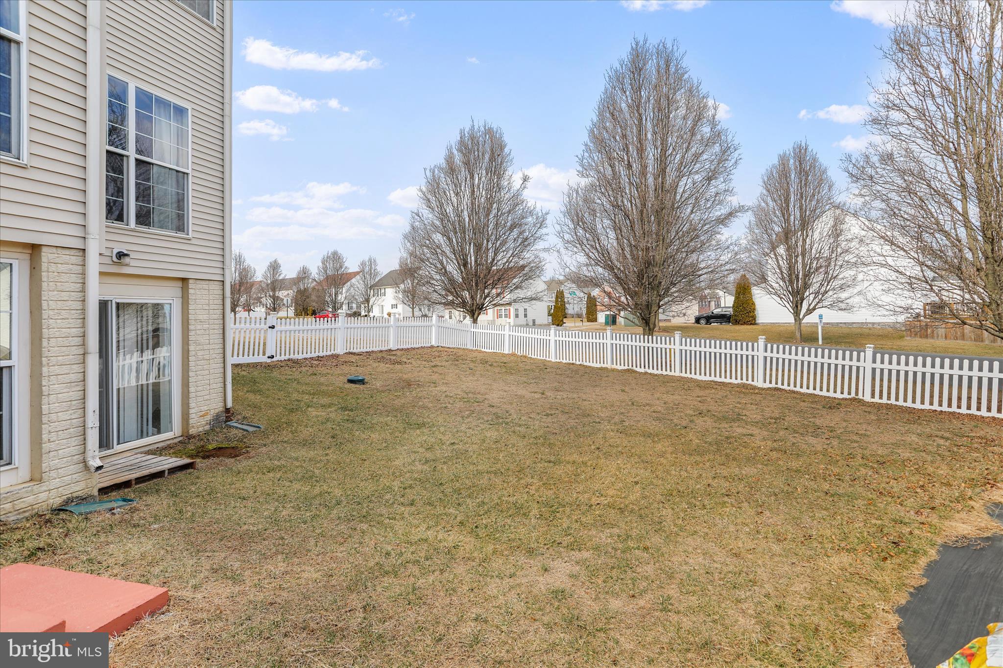 THE GALLERY - Residential Lease