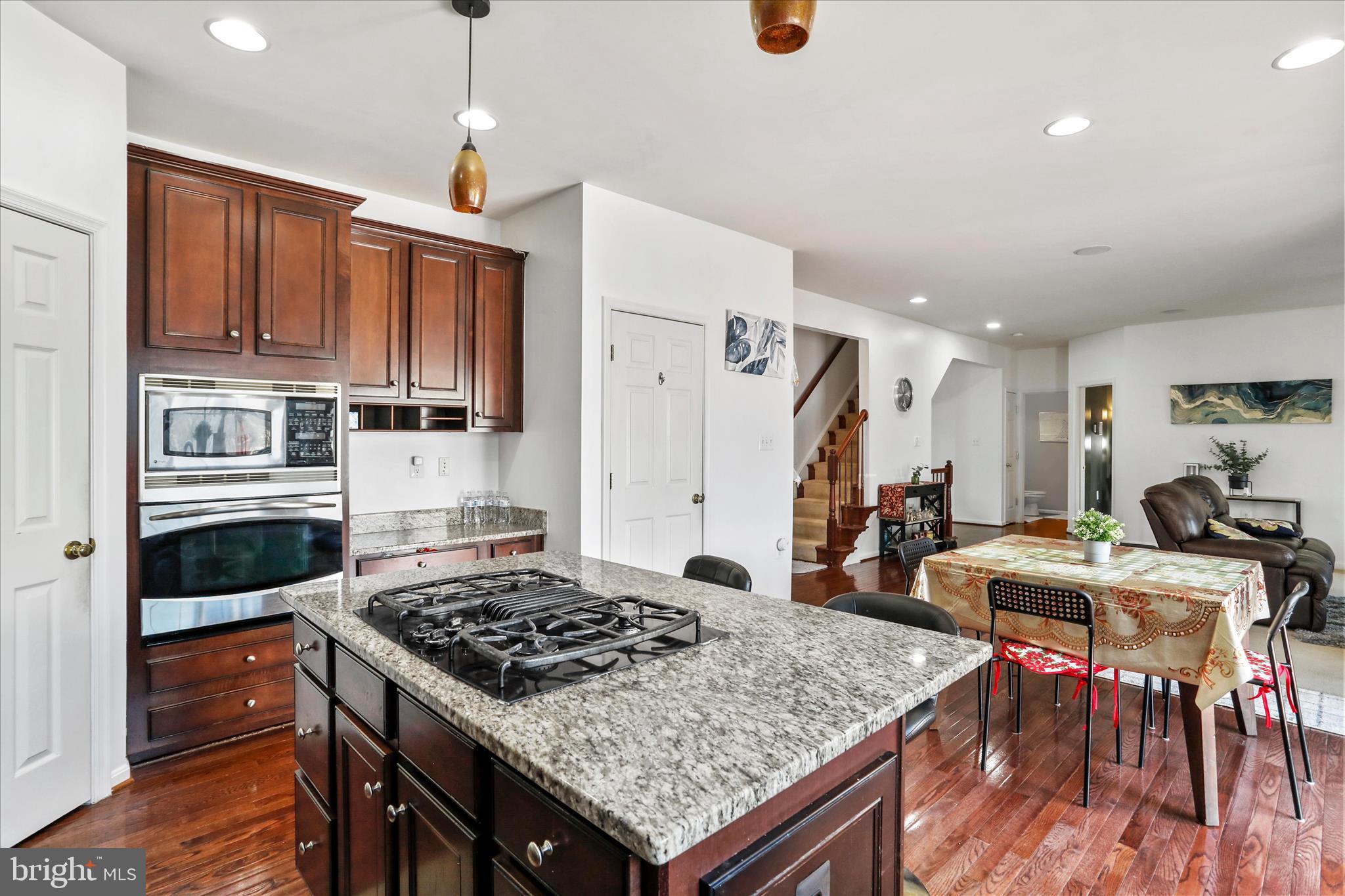 THE GALLERY - Residential Lease