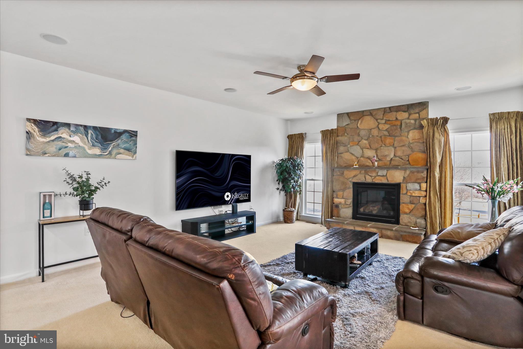 THE GALLERY - Residential Lease