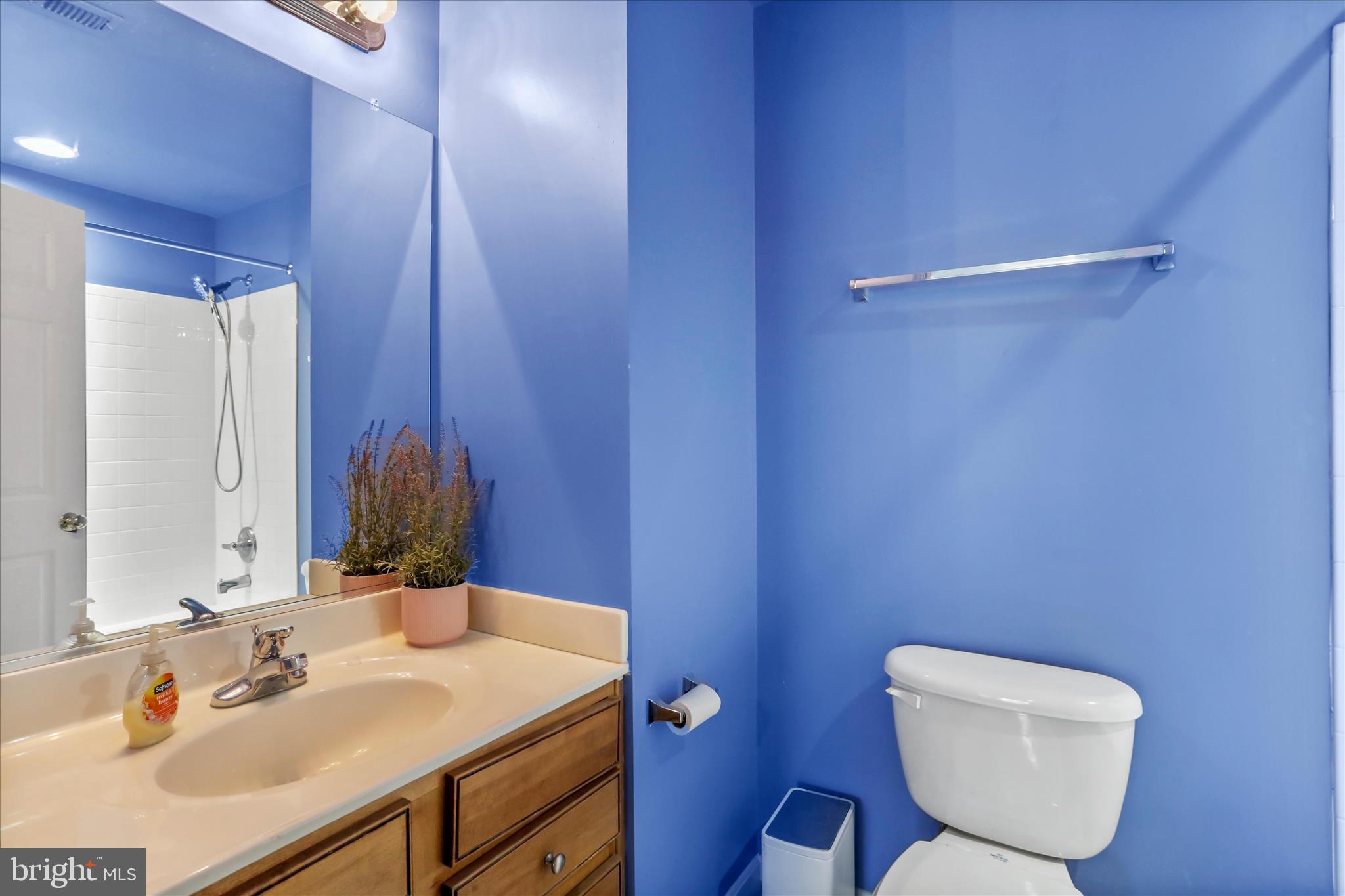 THE GALLERY - Residential Lease