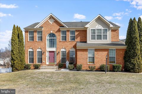 301 FONTANA CIRCLE MARTINSBURG WV 25403